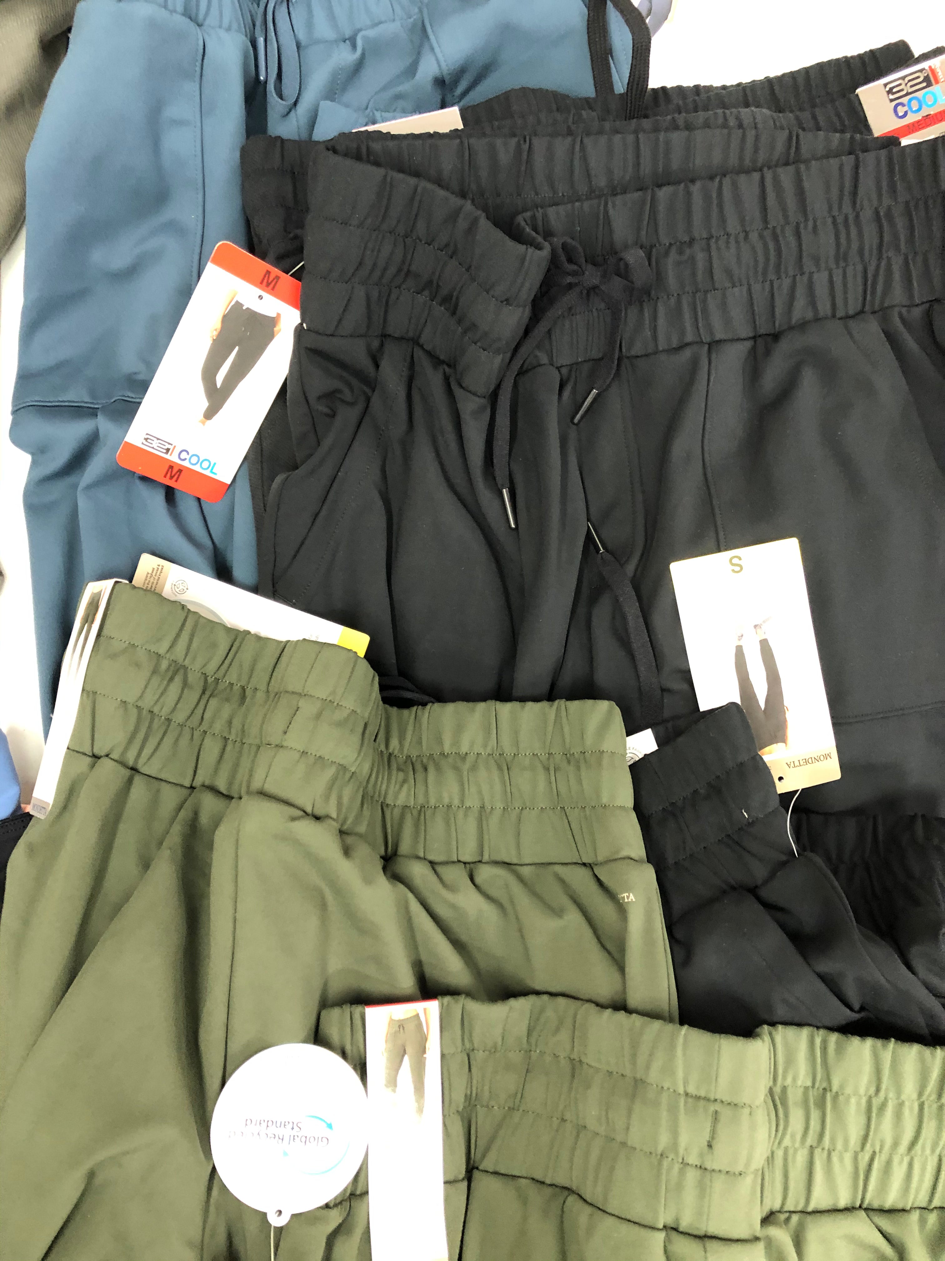 Women's Clothing Activewears Wholesale Lot, SKECHERS, CALVIN KLEIN, MONDETTA, AMERICAN APPAREL and more, 30 items, Shelf Pulls, MSRP $1,053