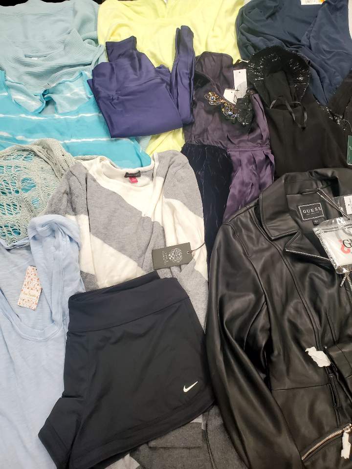 Women's Clothing ASSORTED Wholesale Lot, POLO RALPH LAUREN, NIKE, GUESS, VINCE CAMUTO, FREE PEOPLE, American Apparel and more, 13 items, Shelf Pulls, MSRP $1,004