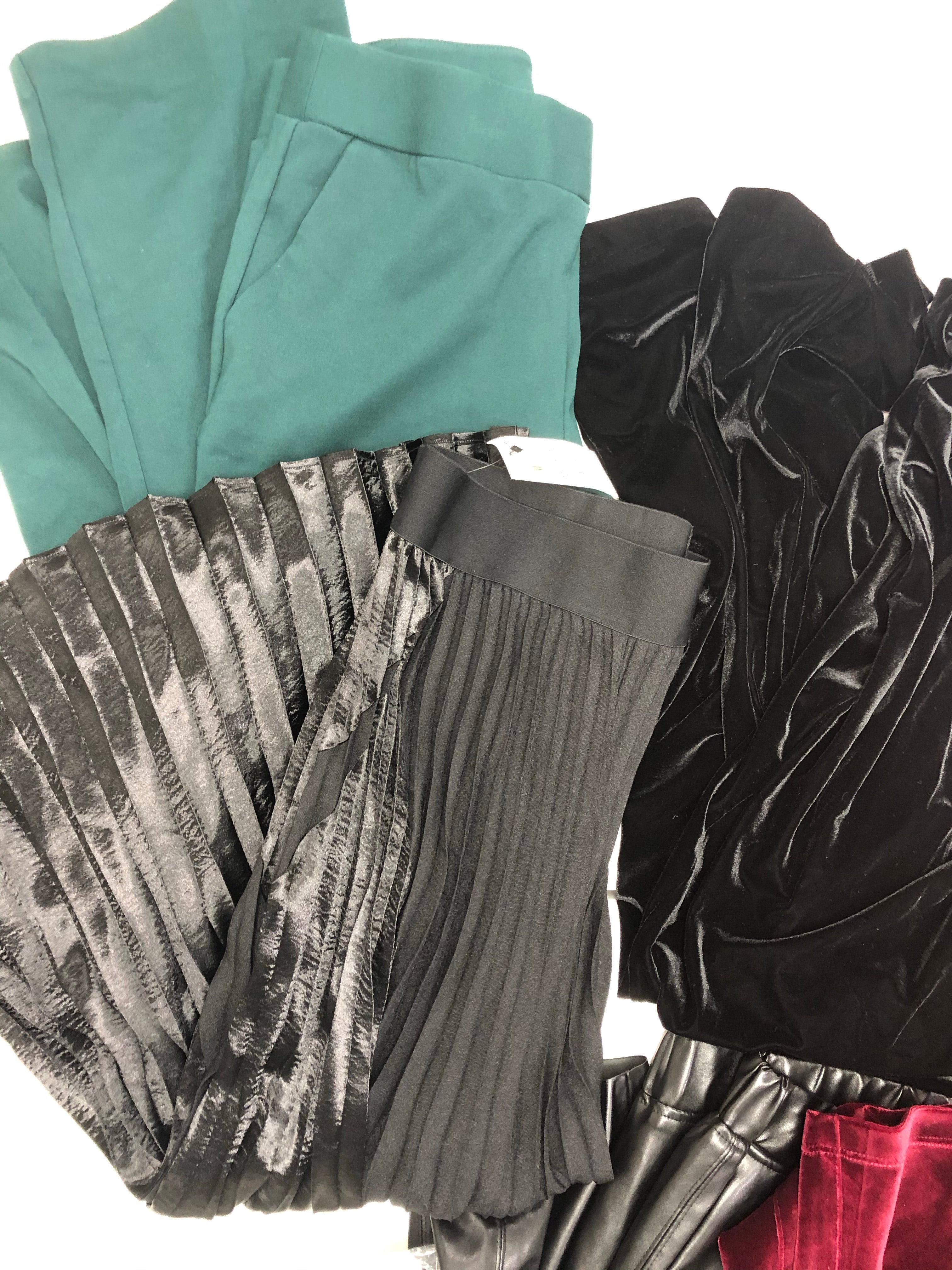 Women's Clothing Bottom Wholesale Lot, DKNY, Alfani, INC and more, 9 Units, Shelf Pulls, MSRP $640