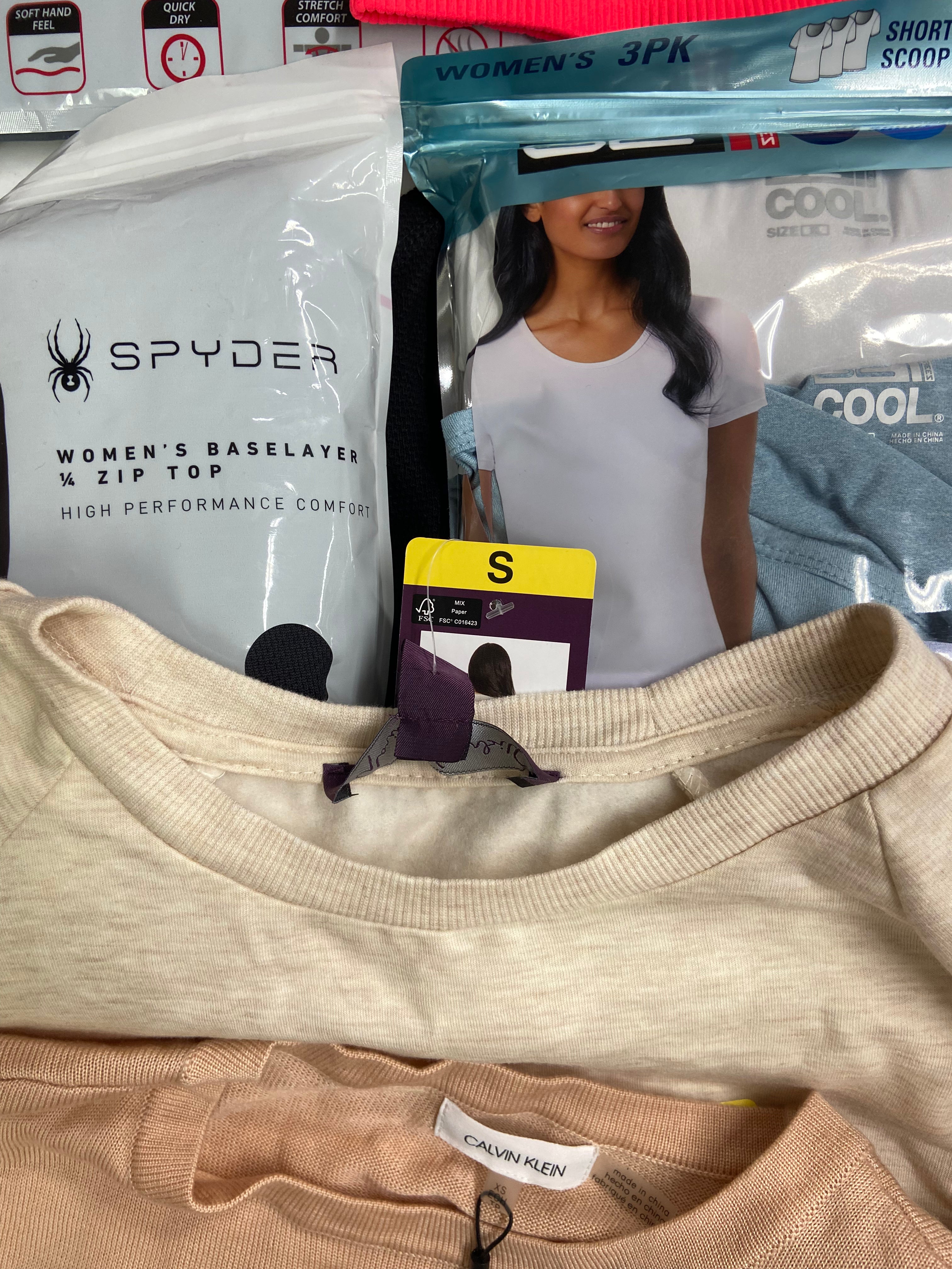 Women's Clothing Tops Wholesale Lot, CALVIN KLEIN, UNDER ARMOUR, FREE PEOPLE, ELLA MOSS , 32 DEGREES and more, 18 items, Shelf Pulls, MSRP $805
