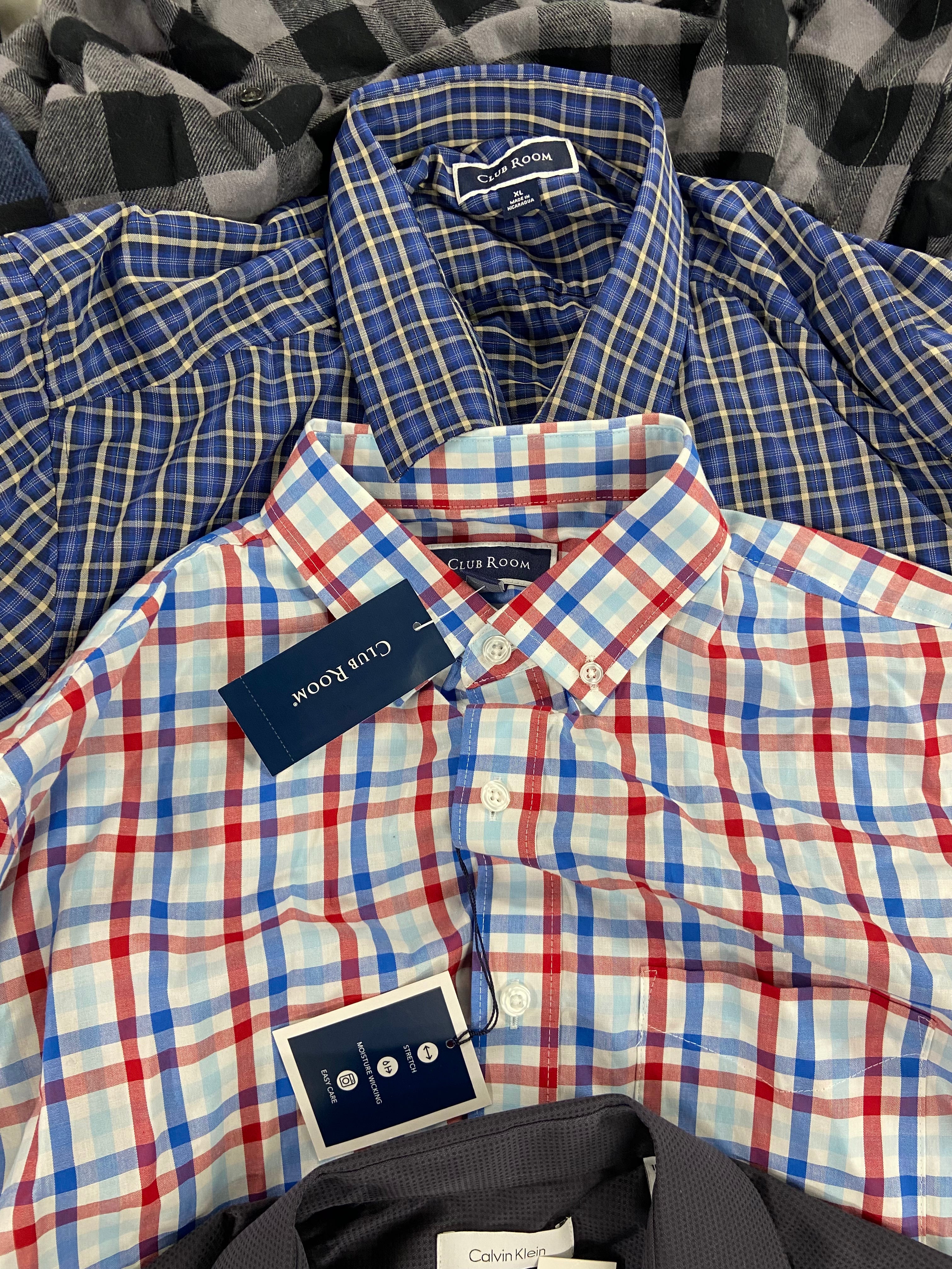 Men's Clothing Button Down Shirts Wholesale Lot, CALVIN KLEIN, DOCKERS, MAGASCHON, TASSO ELBA, CLUB ROOM, 16 items, Shelf Pulls, MSRP $1,027
