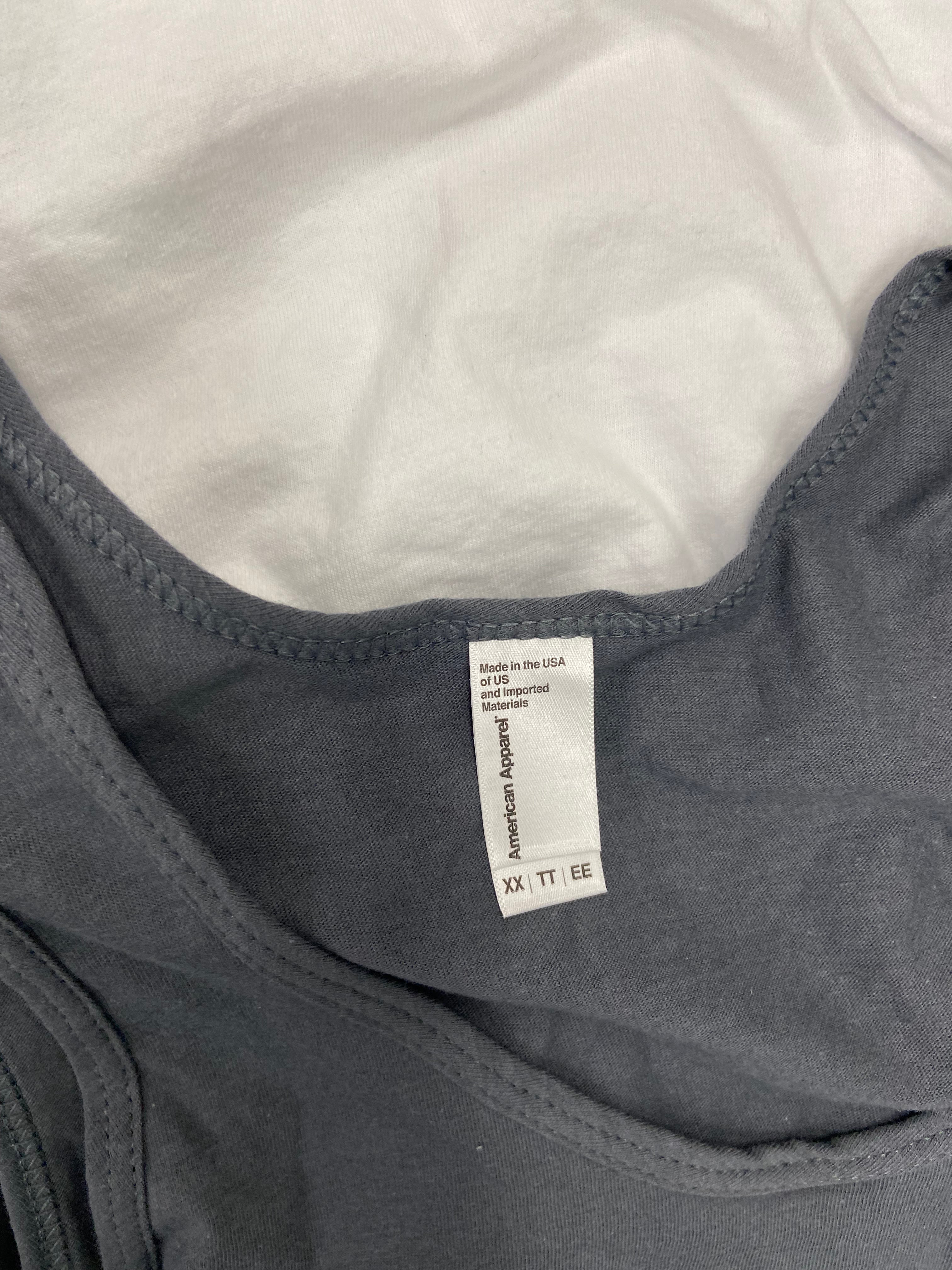 Men's Clothing ASSORTED Wholesale Lot, TIMBERLAND, GOLDTOE, BLOOMINGDALES, AMERICAN APPAREL, 32 DEGREES 14 items, Shelf Pulls, MSRP $423