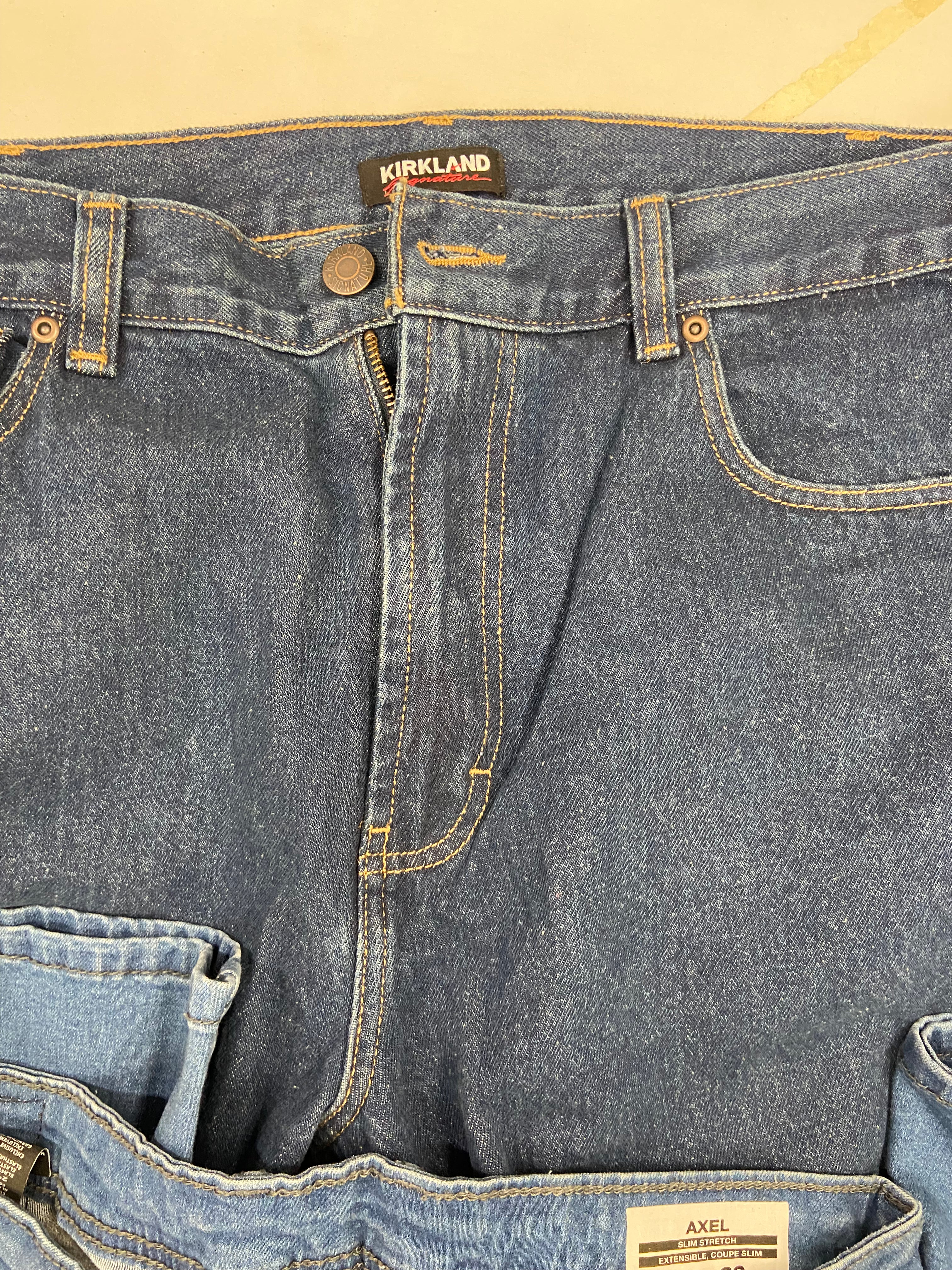 Men's Clothing Pants & Jeans Wholesale Lot, LUCKY BRAND, KIRKLAND, GH BASS, BUFFALO and more, 7 items, Shelf Pulls, MSRP $394