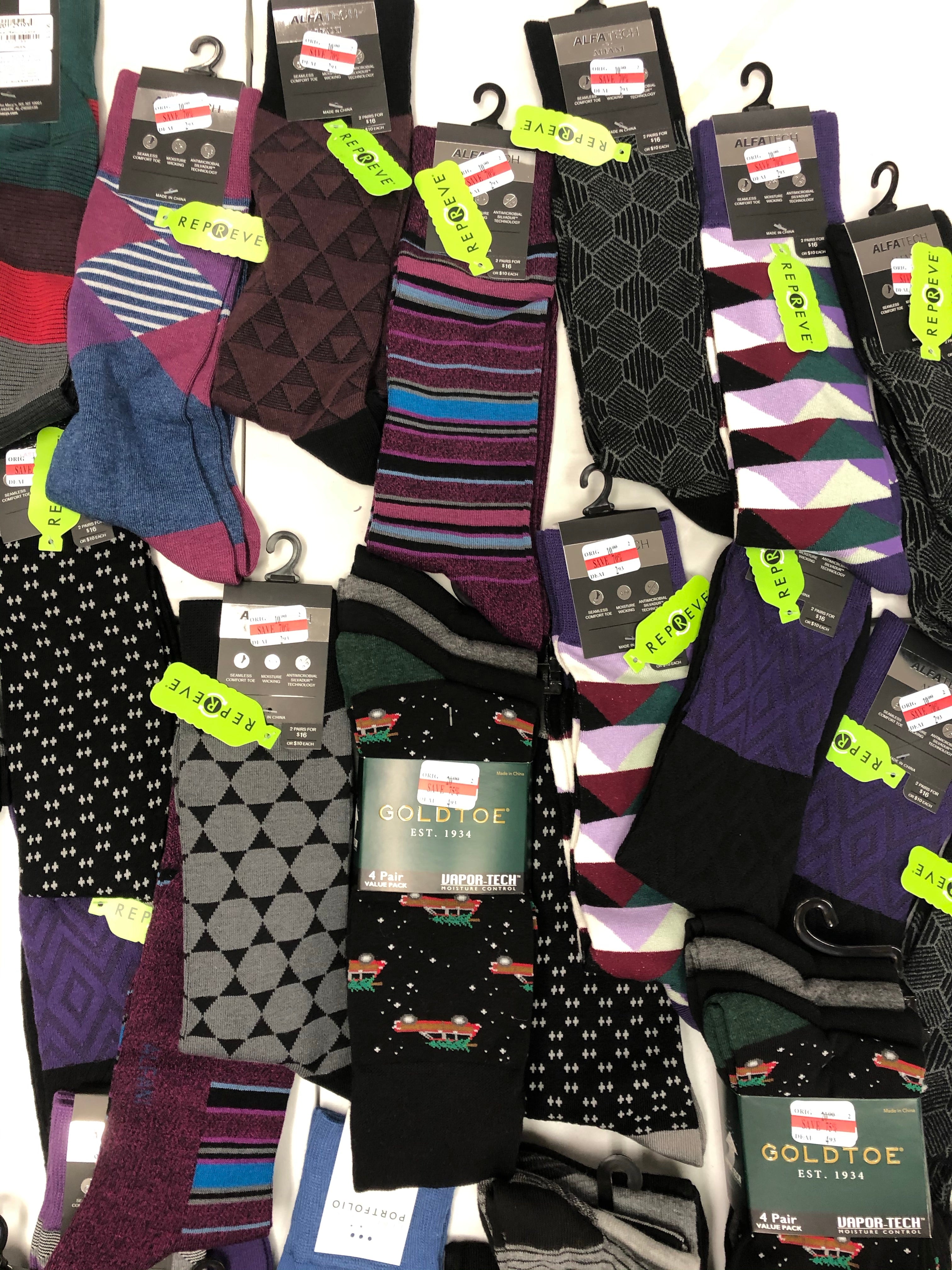 Men's Socks Wholesale Lot, Tommy Hilfiger, Perry Ellis, Gold Toe, Alfani, 110 Units, Shelf Pulls, MSRP $1,188.99