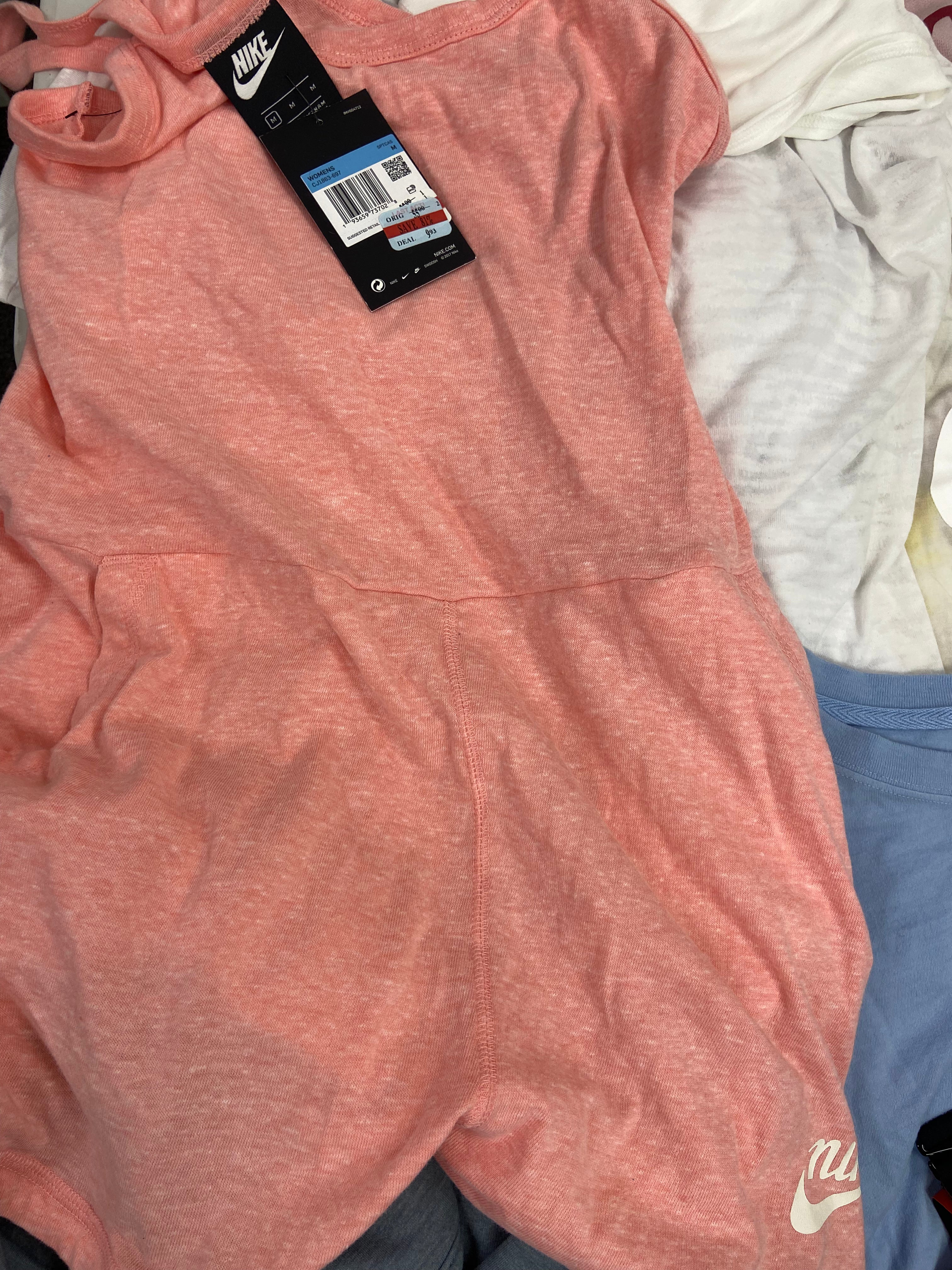 Women's Clothings Activewear Wholesale Lot, NIKE, CALVIN KLEIN, DKNY, UNDER ARMOUR, CHAMPION, REEBOK, IDEOLOGY, DANSKIN and more, 16 items, CUSTOMER RETURNS