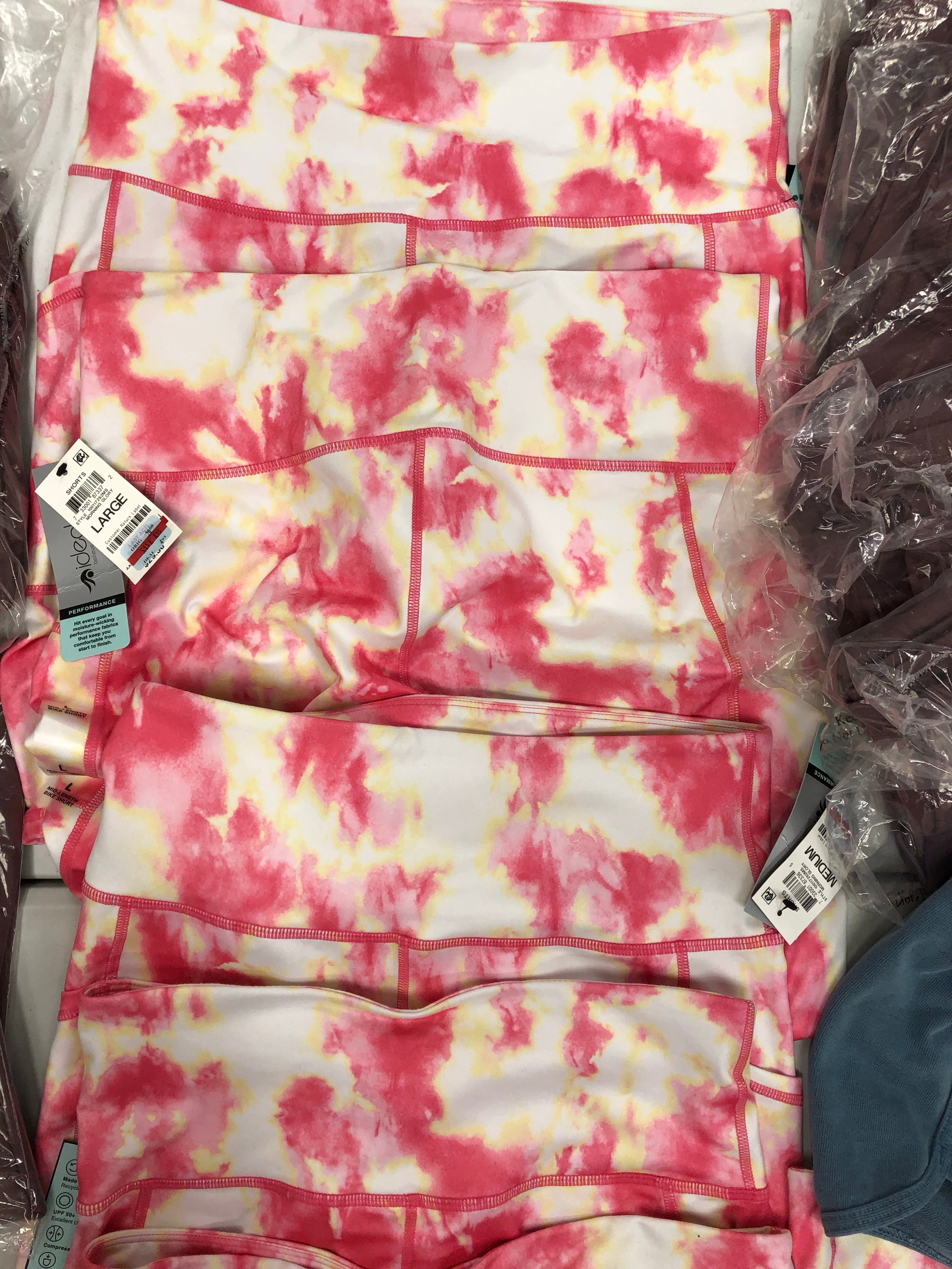 Women's Clothing Assorted Activewear Wholesale Lot, AMERICAN APPAREL, IDEOLOGY, 20 items, Shelf Pulls, MSRP $827
