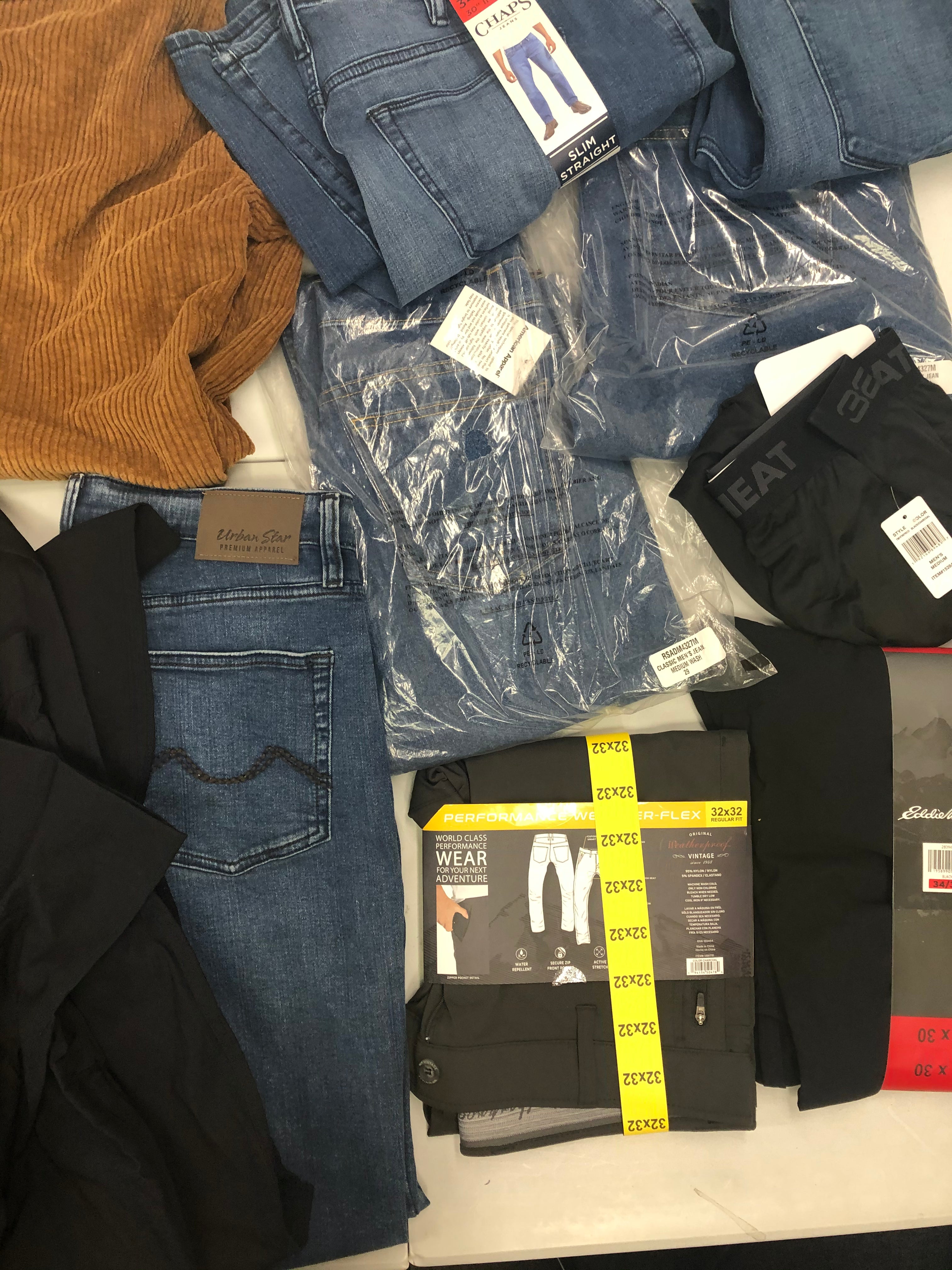 Men's Clothing Pants and Others, Wholesale Lot, EDDIE BAUER, STEVE MADDEN, CHAPS, WEATHER PROOF, 32 DEGREES and more, 14 items, Shelf Pulls, MSRP $1,091