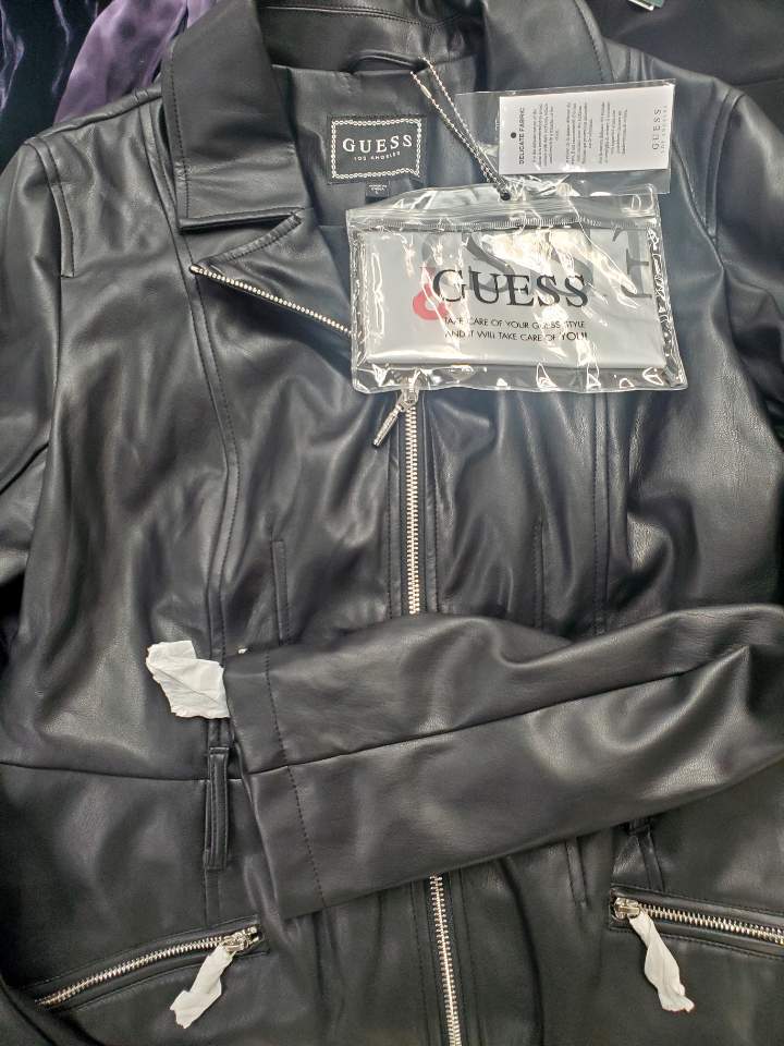Women's Clothing ASSORTED Wholesale Lot, POLO RALPH LAUREN, NIKE, GUESS, VINCE CAMUTO, FREE PEOPLE, American Apparel and more, 13 items, Shelf Pulls, MSRP $1,004