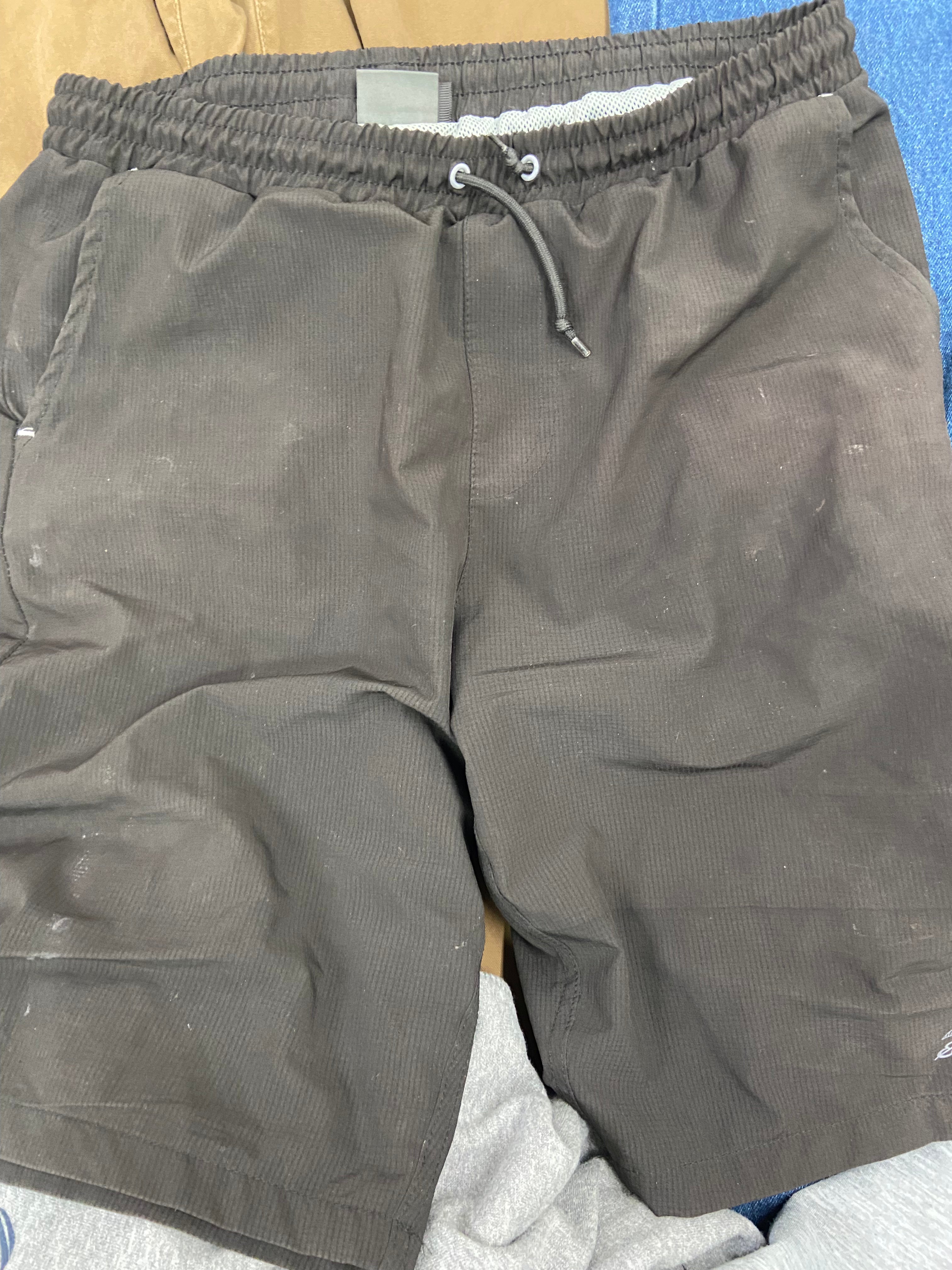 Men's Clothings Bottoms Wholesale Lot, FILA, PUMA, NAUTICA, ENGLISH LAUNDRY, EDDIE BAUER, KIRKLAND, IZOD and more, 10 items, CUSTOMER RETURNS