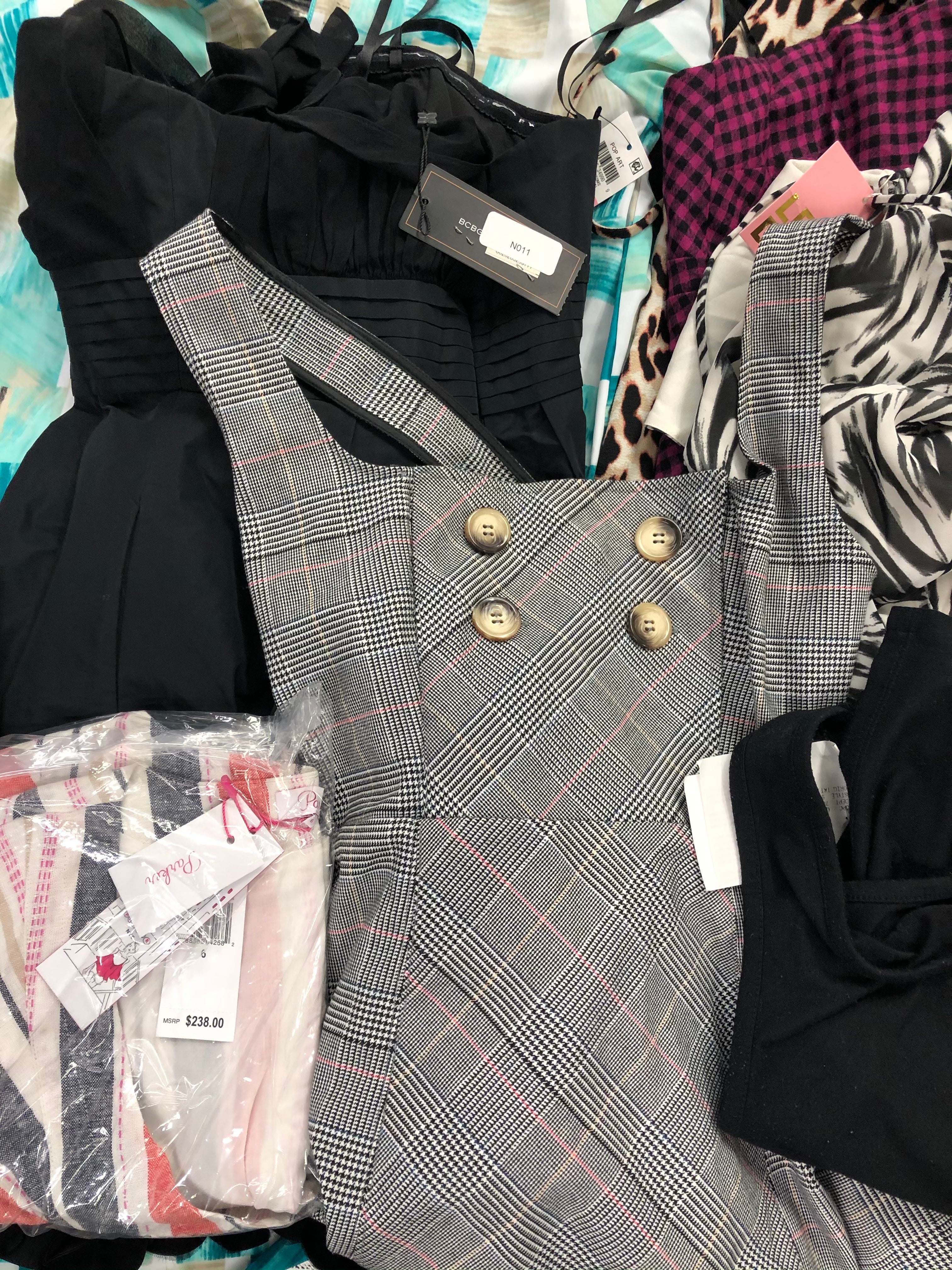 Women's Clothing DRESSES/ROMPERS Wholesale Lot, EILEEN FISHER, FREE PEOPLE, BCBG, PARKER LIFESTYLE, ALFANI and more, 16 items, Shelf Pulls, MSRP $1,871