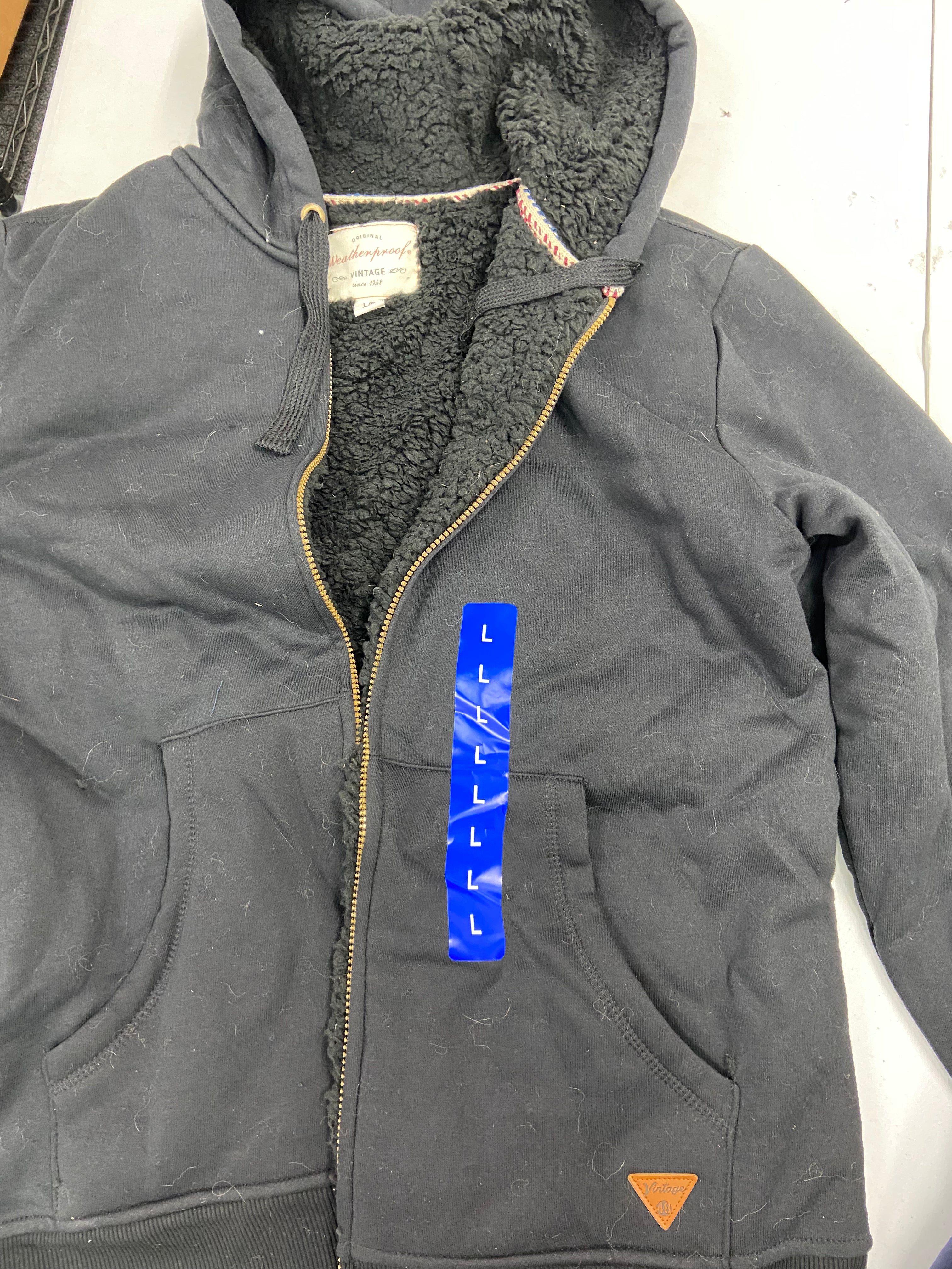 Men's Clothings Assorted Wholesale Lot, WEATHERPROOF, EDDIE BAUER, KIRKLAND, HAGGAR and more, 4 items, CUSTOMER RETURNS