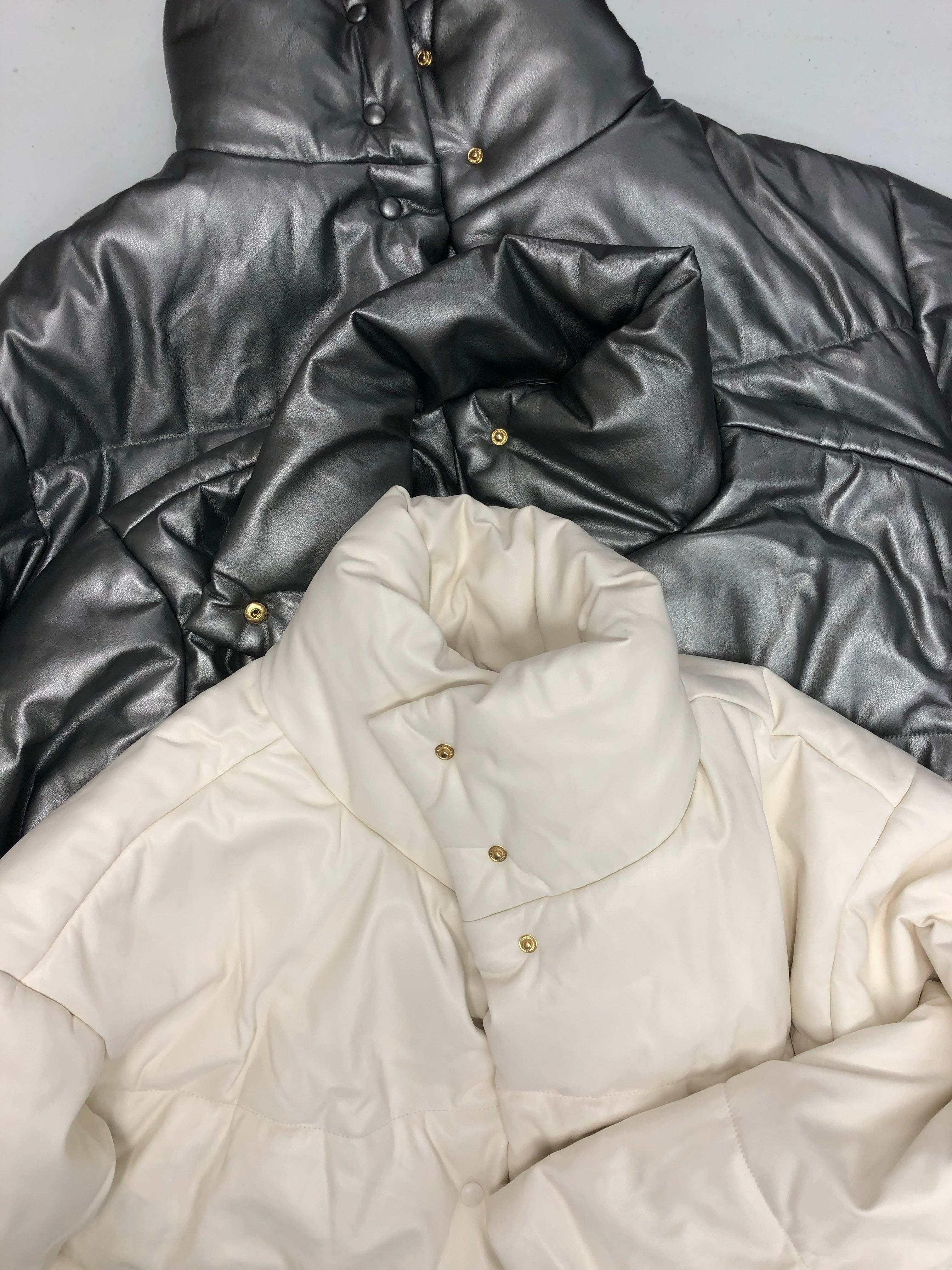 Women's Clothing OUTERWEAR Wholesale Lot, INC, 3 Units, Shelf Pulls, MSRP $568.50