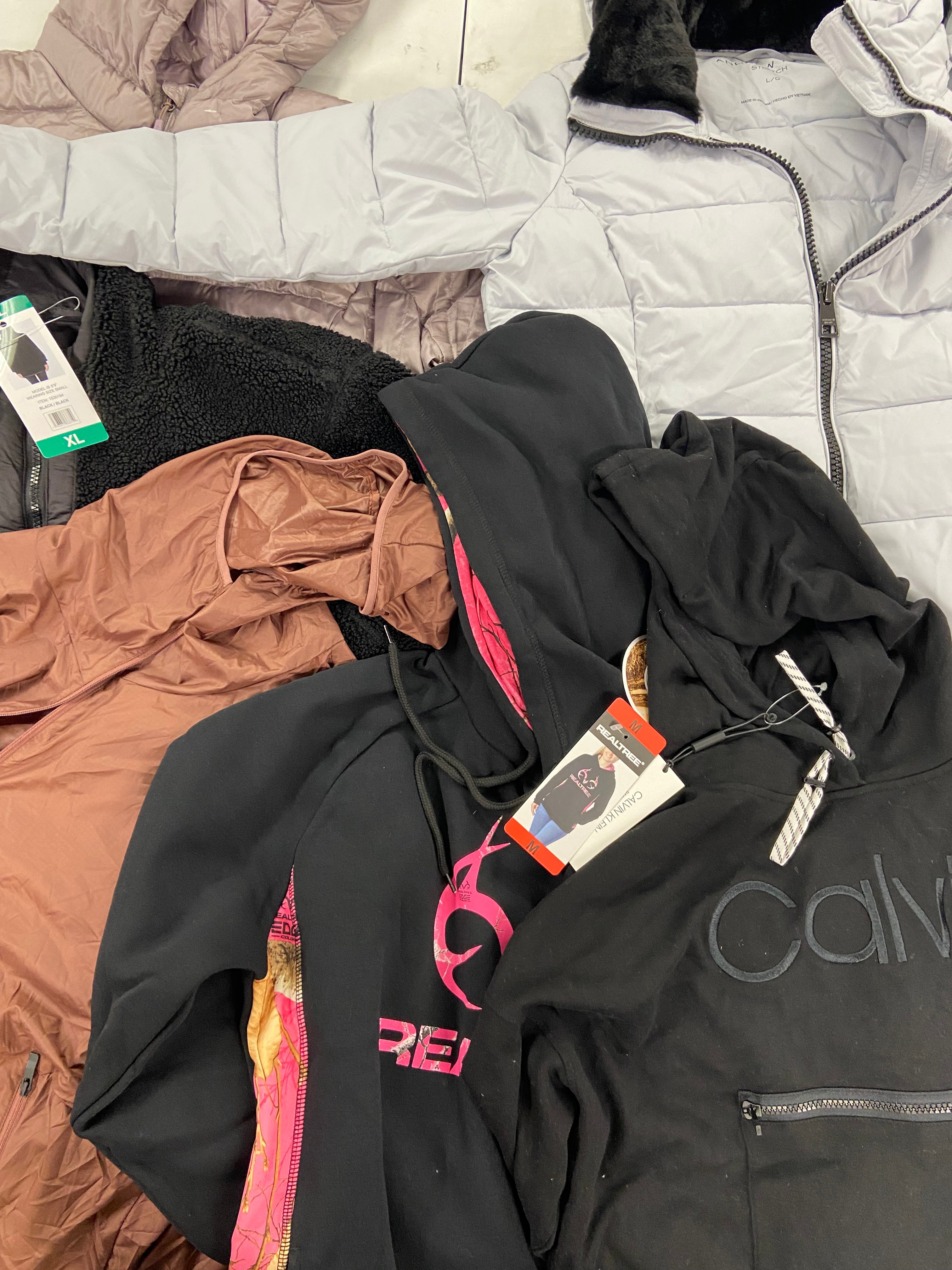 Women's Clothing Jackets & Others, Wholesale Lot, MARMOT, CALVIN KLEIN, AVENTURE, 1 MADISON, ANDREW MARC and more, 6 items, Shelf Pulls, MSRP $485