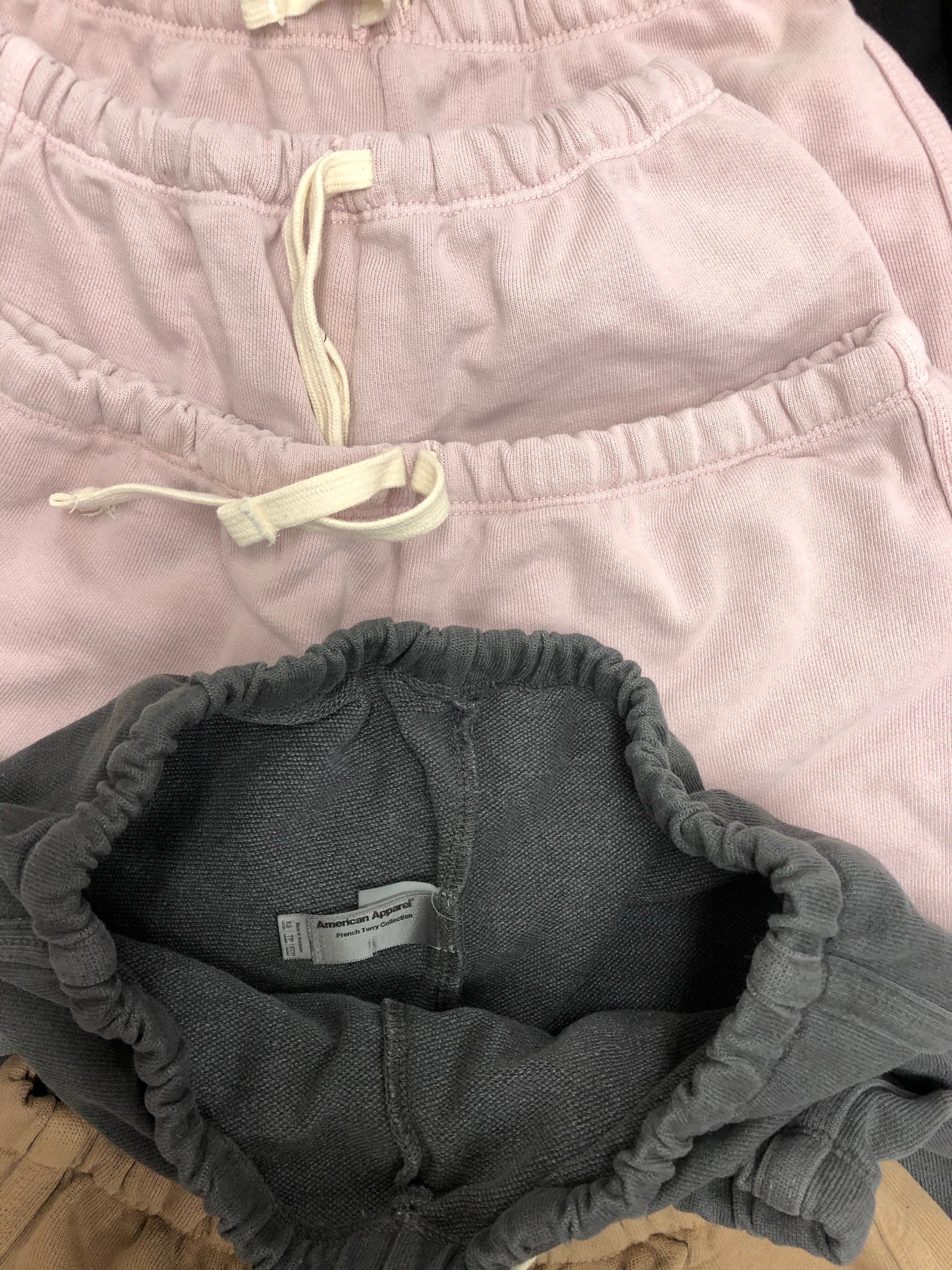 Women's Clothing ASSORTED Wholesale Lot, CALVIN KLEIN, NIKE, FREE PEOPLE, AMERICAN APPAREL and more, 16 items, Shelf Pulls, MSRP $564