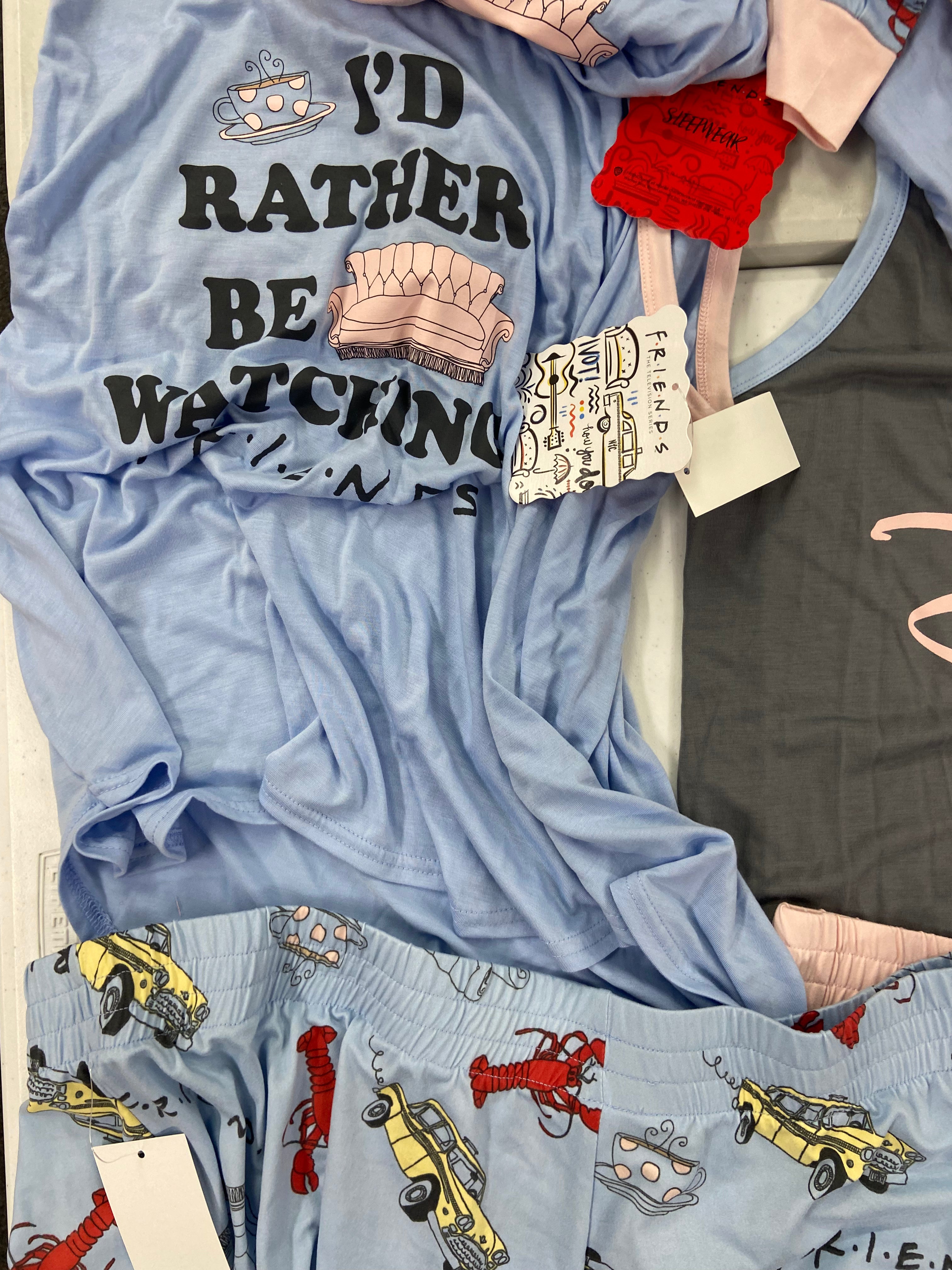 Women's Sleepwear Wholesale Lot, EILEEN WEST, Disney, Friends by RICHARD LEEDS,  CAROLE HOCHMAN , 20 items, Shelf Pulls, MSRP $1,024