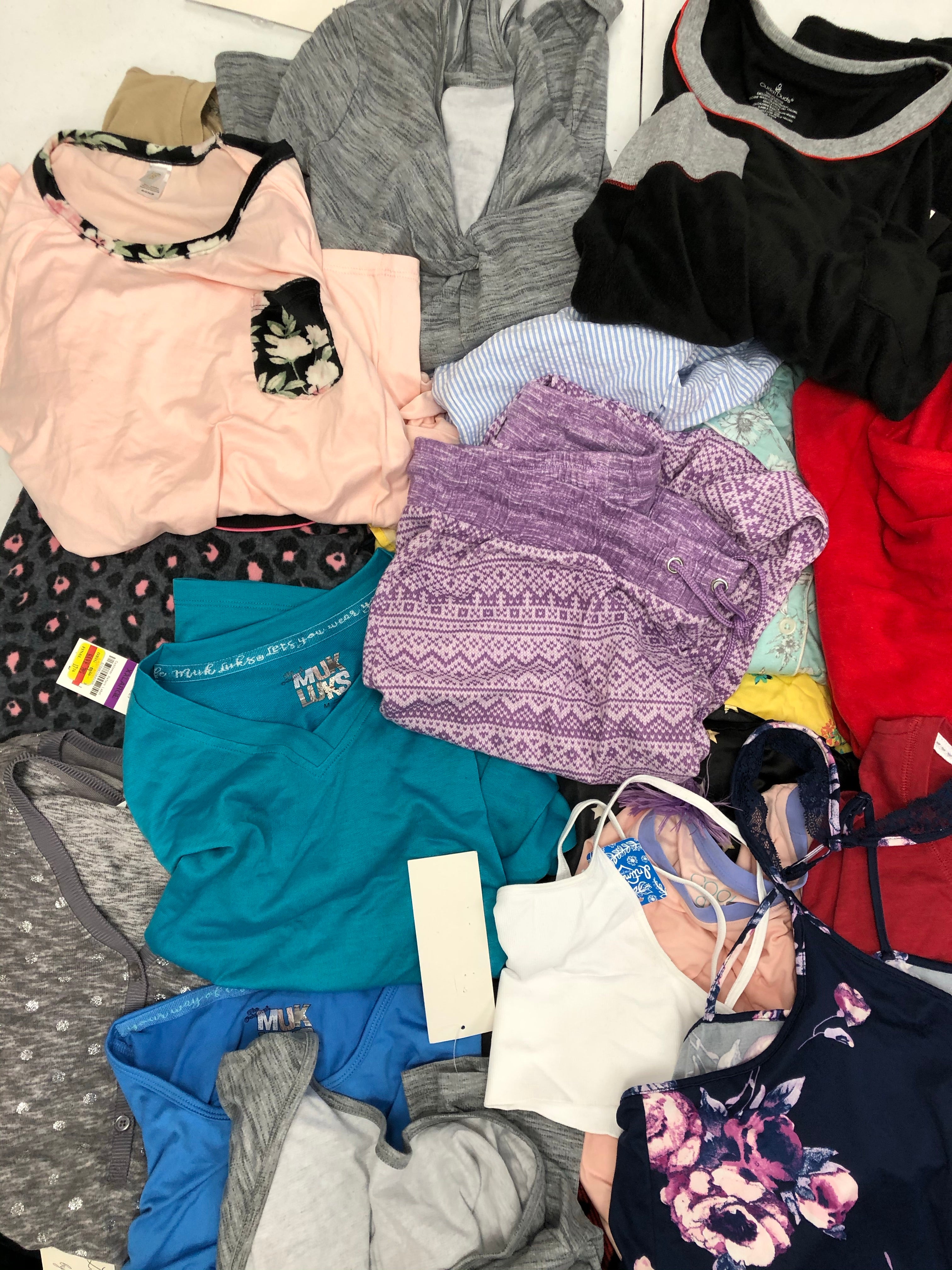 Women's Clothing Pajamas Wholesale Lot, CALVIN KLEIN, COOL GIRL, INC, CHARTER CLUB and more,33 items, CUSTOMER RETURNS