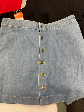 Women's Clothing Pants & Skirts Wholesale Lot, MONDETTA, LVPL, JESSICA SIMPSON, AMERICAN APPAREL and more, 13 items, Shelf Pulls, MSRP $780