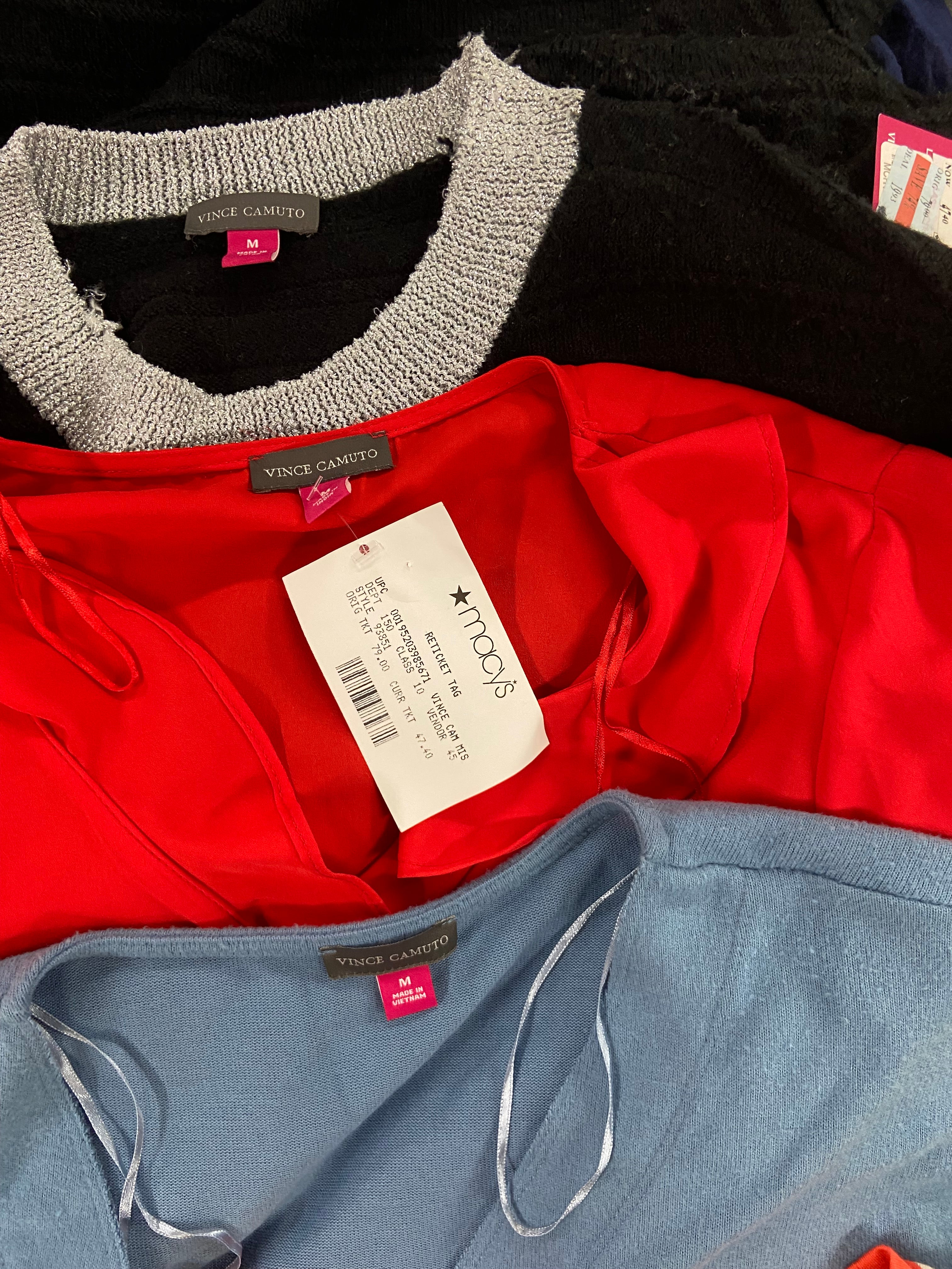 Women's Clothing Sweaters & Others Wholesale Lot, POLO RALPH LAUREN, TOMMY HILFIGER, MICHAEL KORS, VINCE CAMUTO, BELLDINI and more, 16 items, Shelf Pulls, MSRP $913