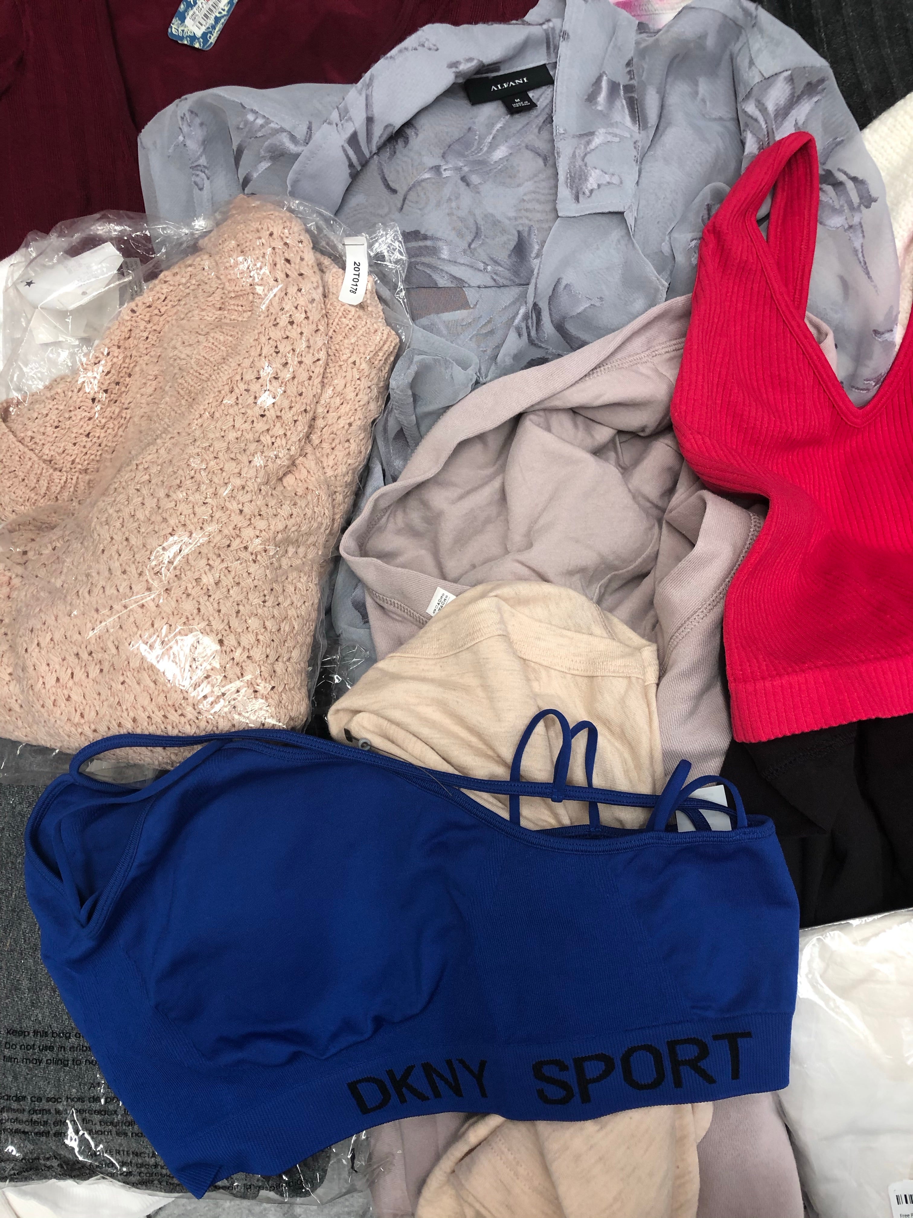 Women's Clothing Assorted Wholesale Lot, CALVIN KLEIN, LEVI'S, FREE PEOPLE, AMERICAN APPAREL and more, 31 Units, Shelf Pulls, MSRP $1,933