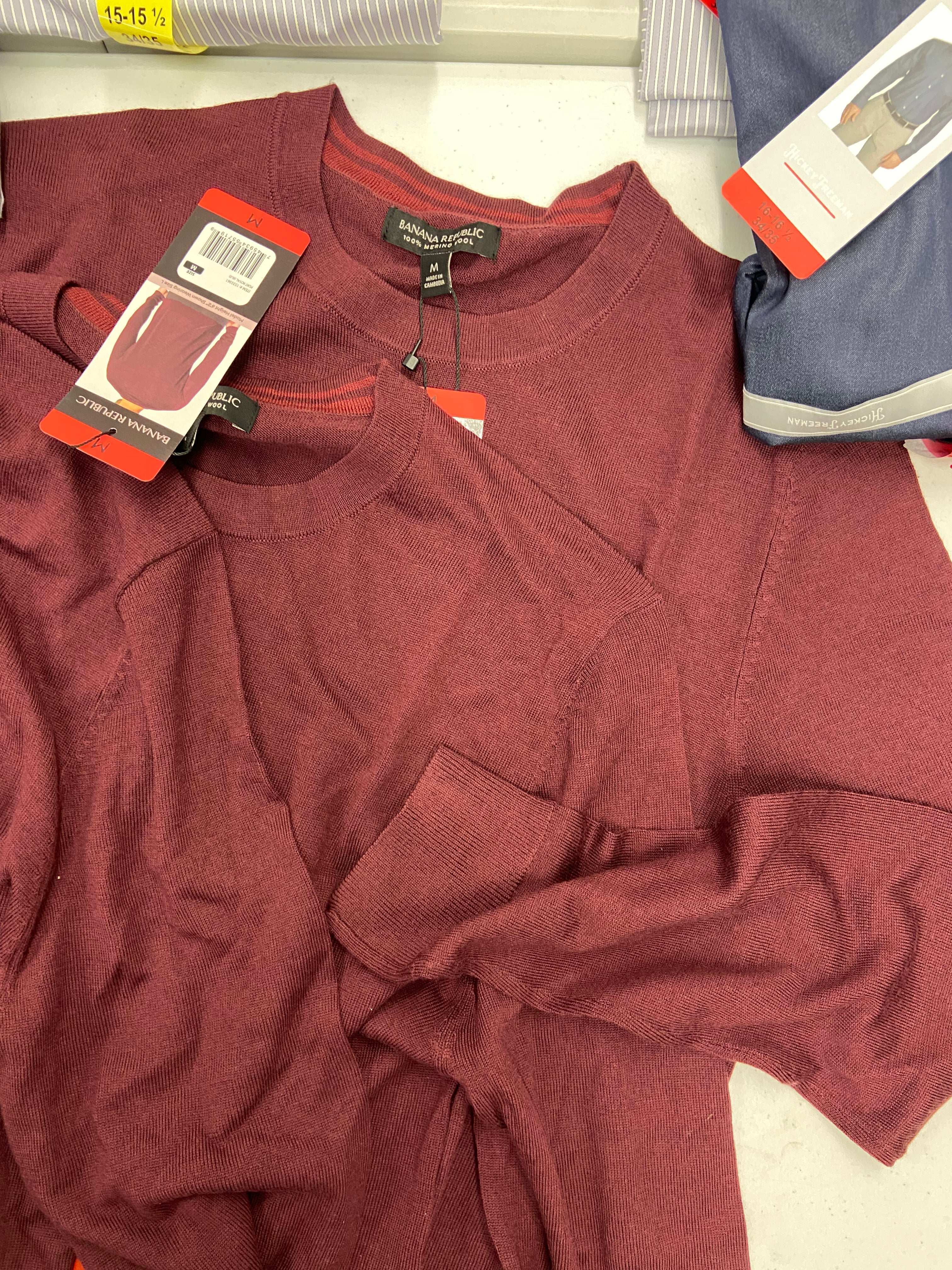 Men's Clothing Dress Shirts & Sweaters Wholesale Lot, BANANA REPUBLIC, HICKEY FREEMAN, 14 items, Shelf Pulls, MSRP $1,158