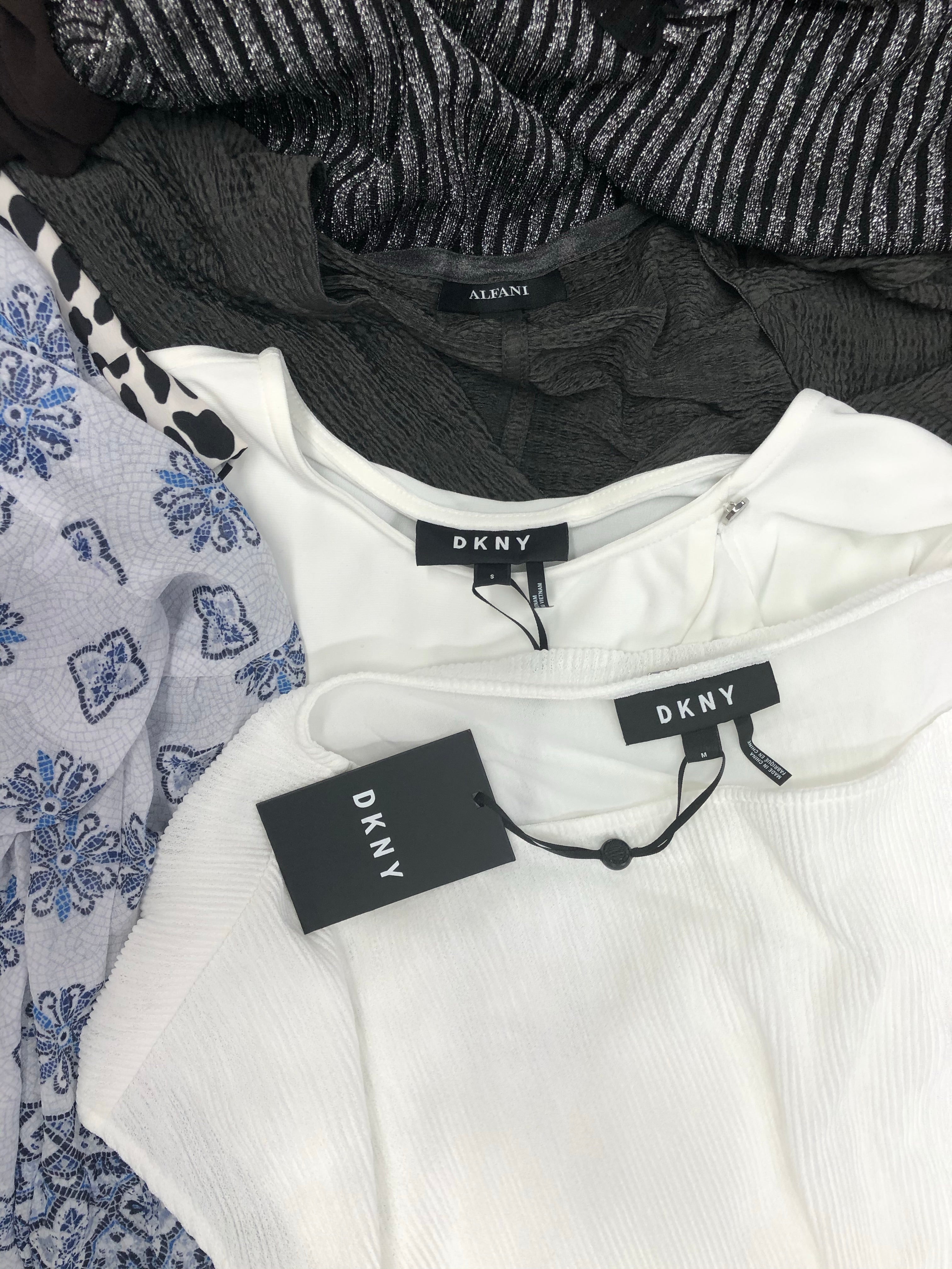 Women's Clothing Tops Wholesale Lot, MICHAEL KORS, DKNY, CALVIN KLEIN, KENDALL, ALFANI and more, 27 Units, Shelf Pulls, MSRP $1,913