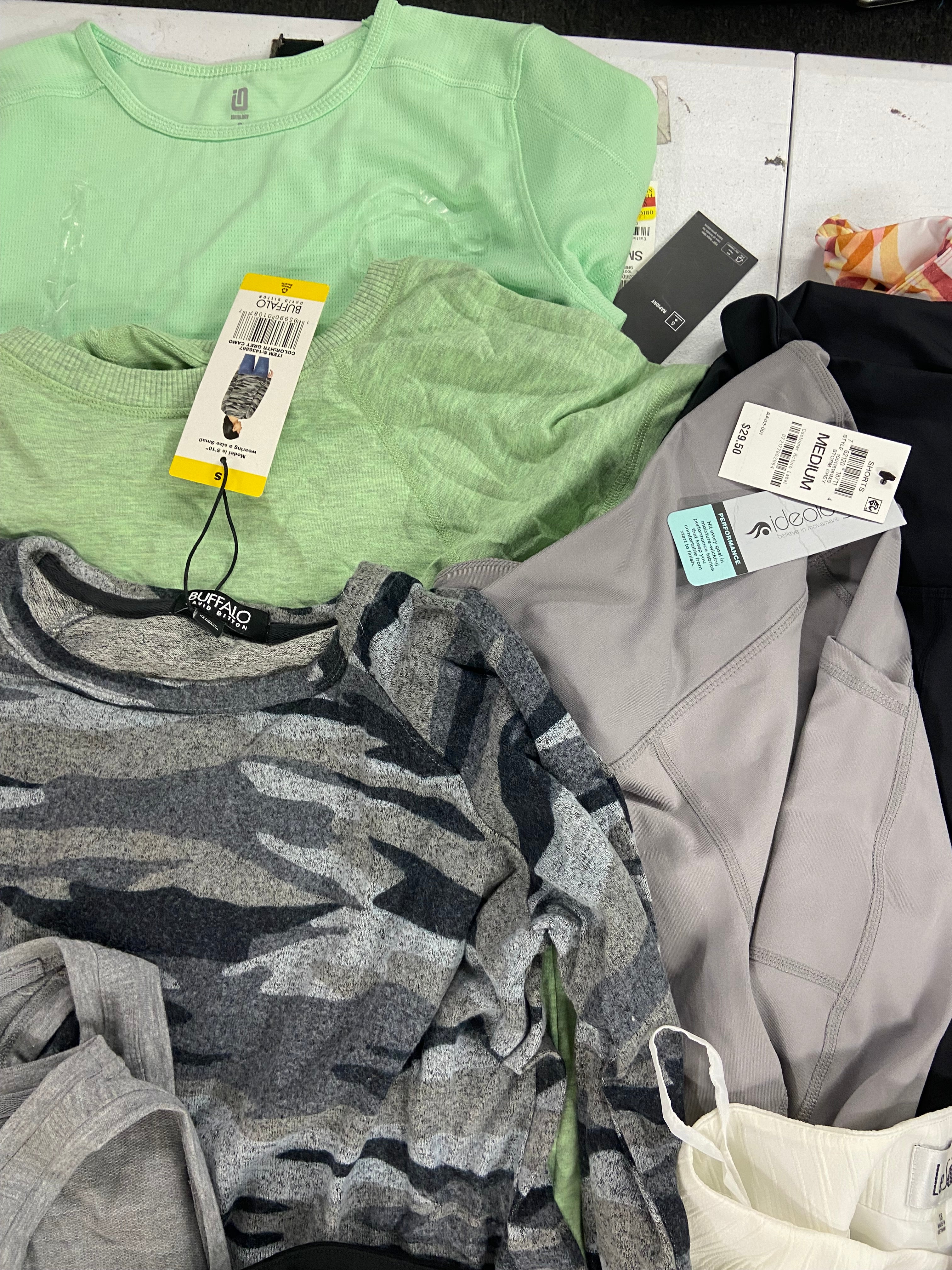 Women's Clothing Dresses & Others Wholesale Lot, NIKE, RALPH LAUREN, SKECHERS, UNDER ARMOUR, LE SUIT and more, 16 items, Shelf Pulls, MSRP $922