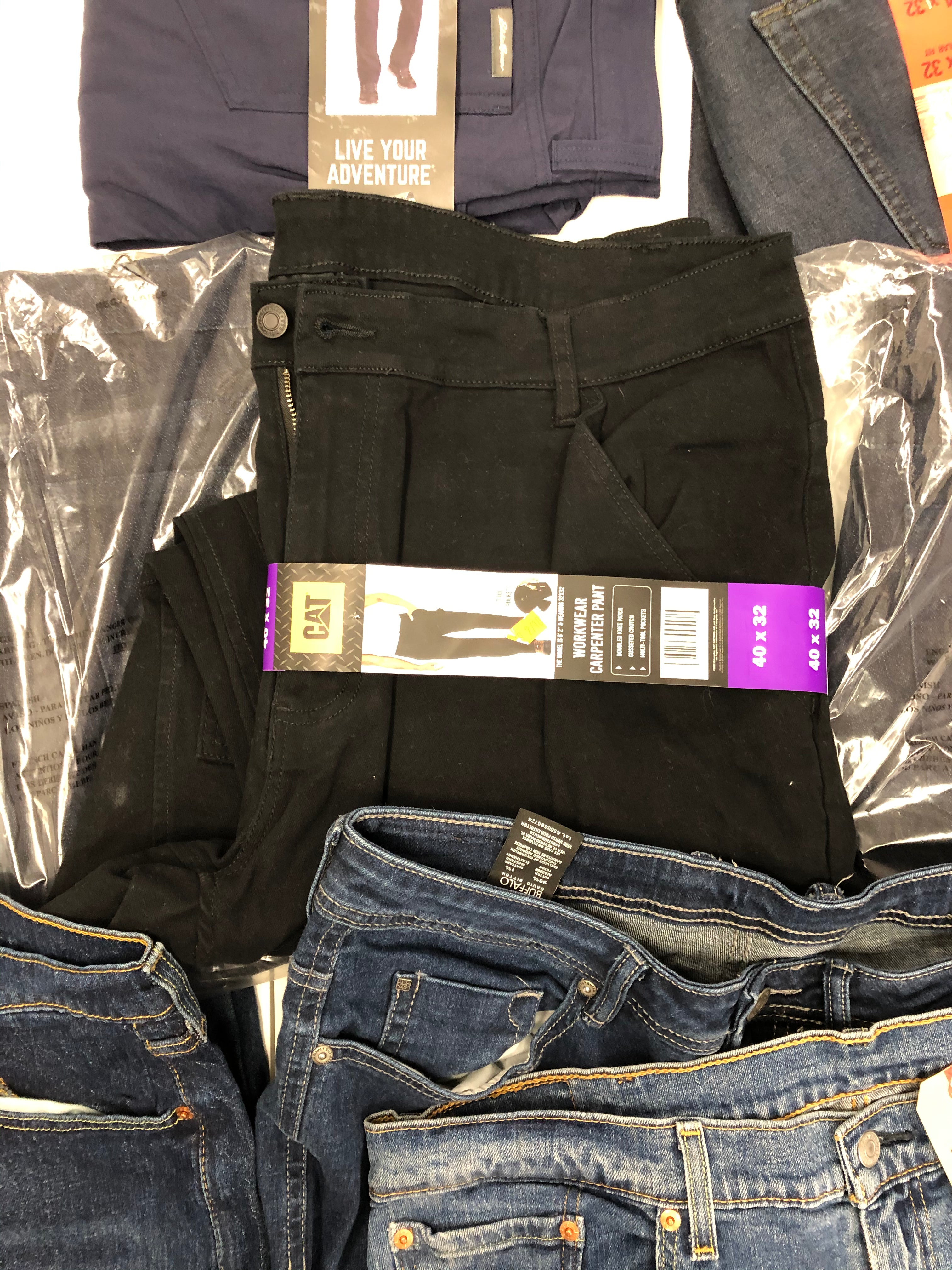 Men's Clothing Jeans & Pants Wholesale Lot, LEVIS, EDDIE BAUER, WEATHERPROOF, KIRKLAND, BUFFALO and more, 10 items, Shelf Pulls, MSRP $623