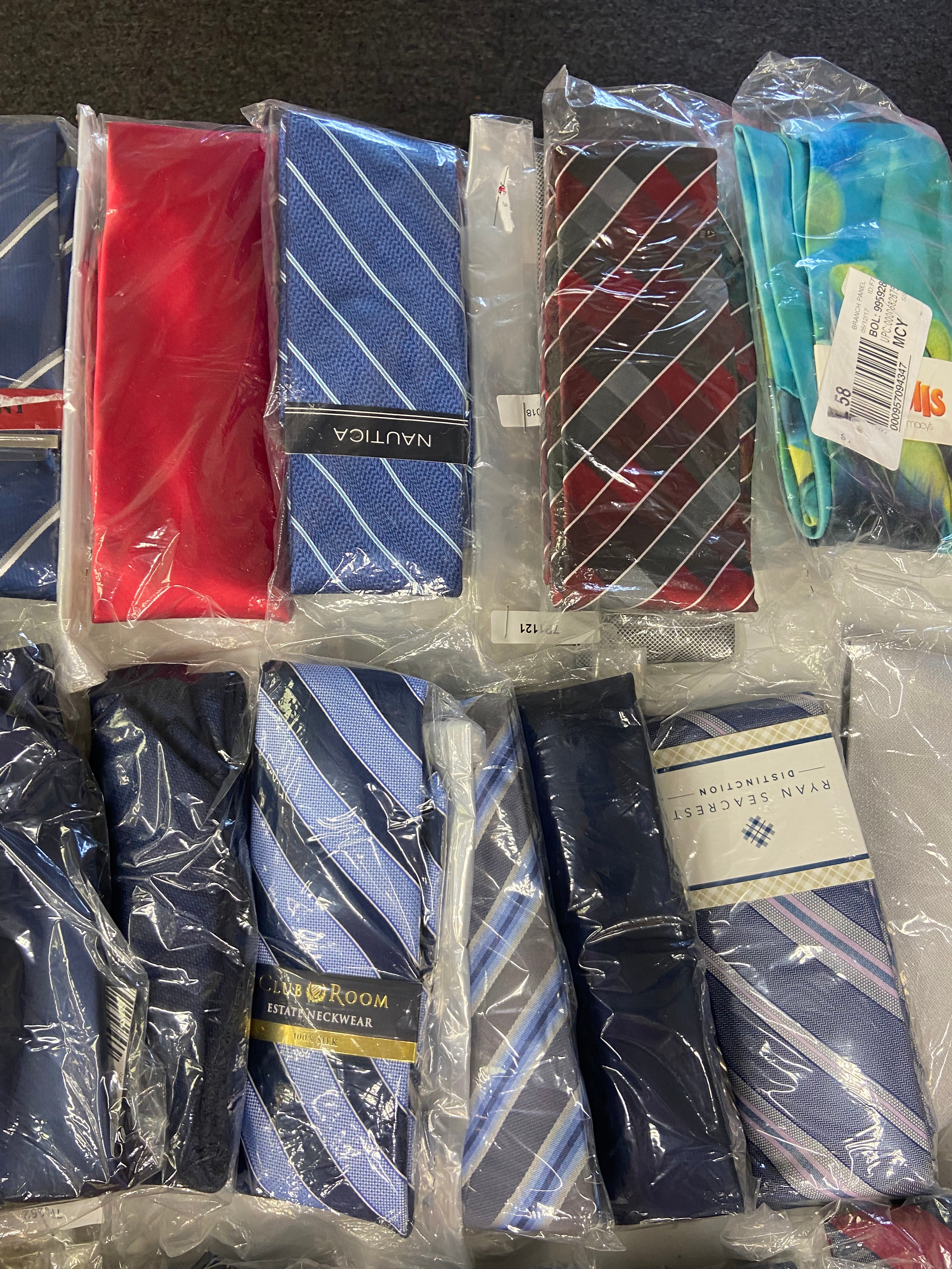 Men's Neckties Wholesale Lot, TOMMY HILFIGER, DKNY, MICHAEL KORS, KENNETH COLE, RYAN SEACREST, CALVIN KLEIN, CLUB ROOM and more, 66 items, CUSTOMER RETURNS