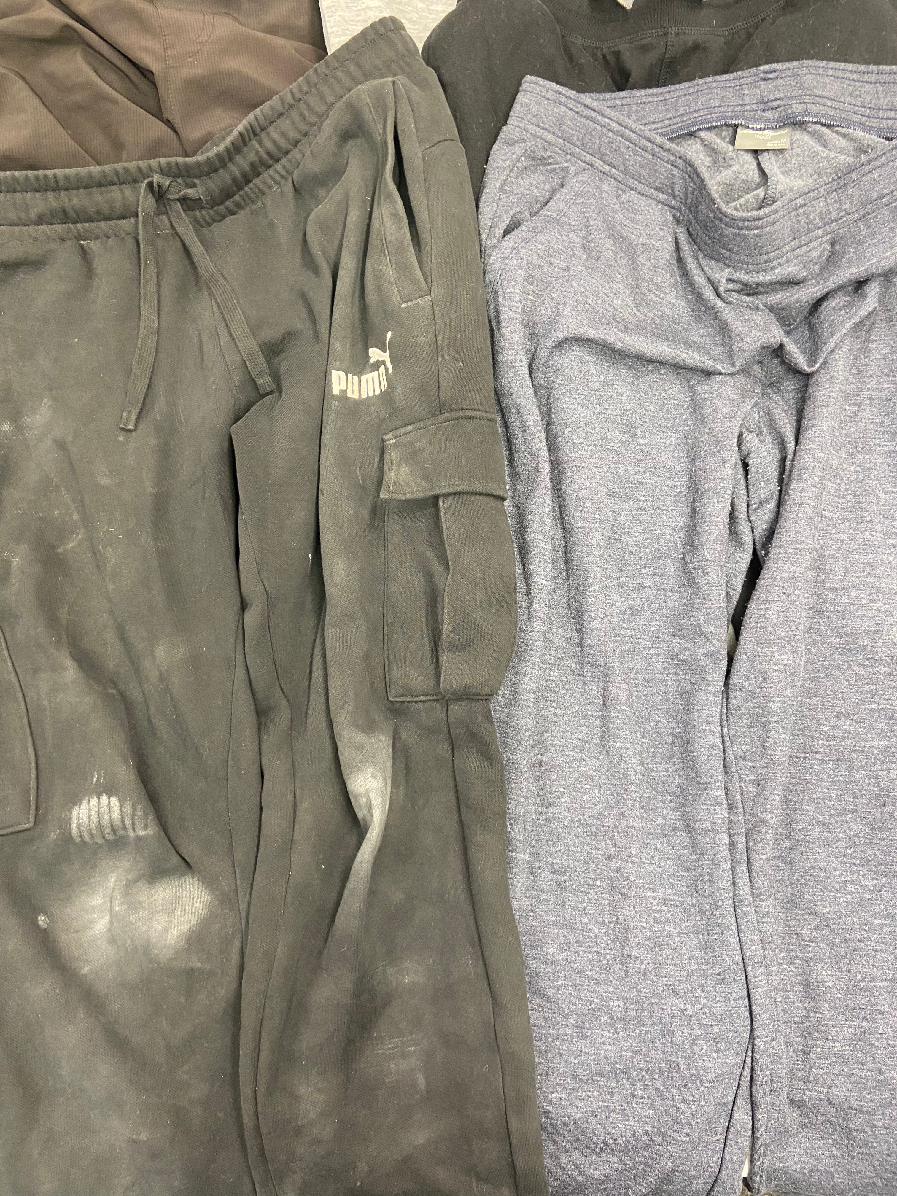 Men's Clothings Bottoms Wholesale Lot, FILA, PUMA, NAUTICA, ENGLISH LAUNDRY, EDDIE BAUER, KIRKLAND, IZOD and more, 10 items, CUSTOMER RETURNS