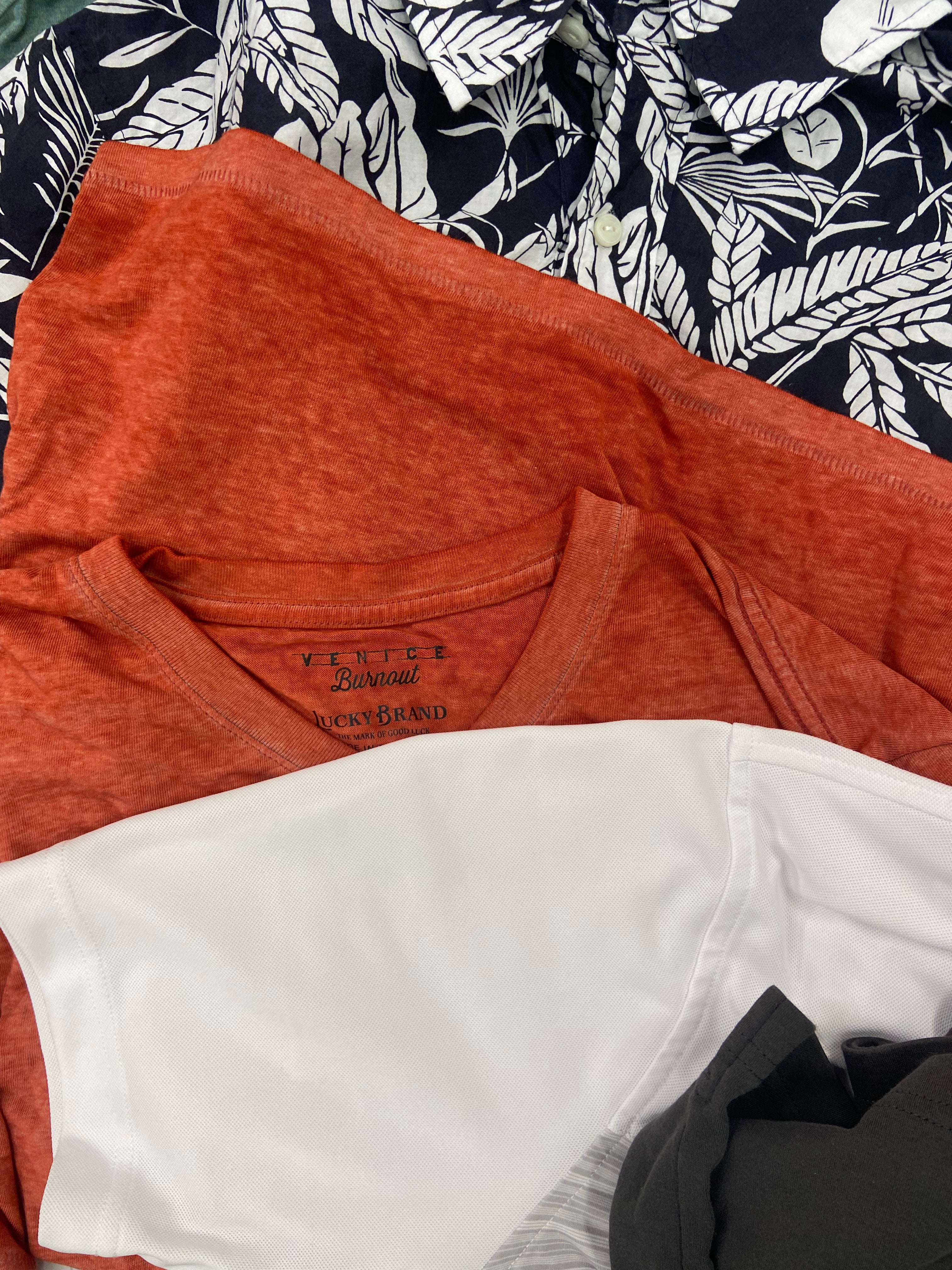 Men's Clothing Assorted Wholesale Lot, NIKE, ADIDAS, LUCKY BRAND, TAHARI, BUFFALO JEANS, KIRKLAND and more, 24 items, Shelf Pulls, MSRP $781