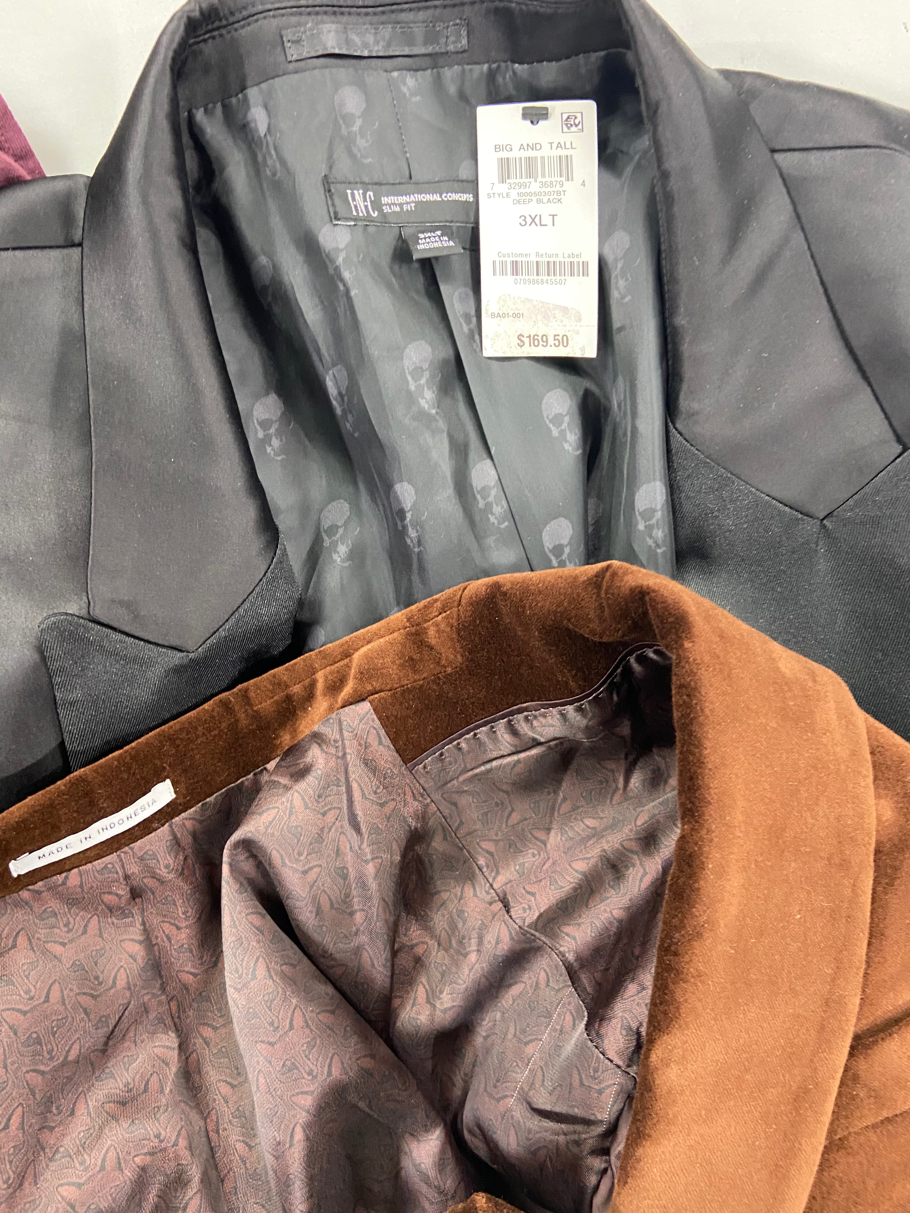 Men's Clothing Shorts & Others, Wholesale Lot, UNDER ARMOUR, PUMA, NIKE, ADIDAS, KENZO, CHAMPION and more, 15 items, Shelf Pulls, MSRP $1,085