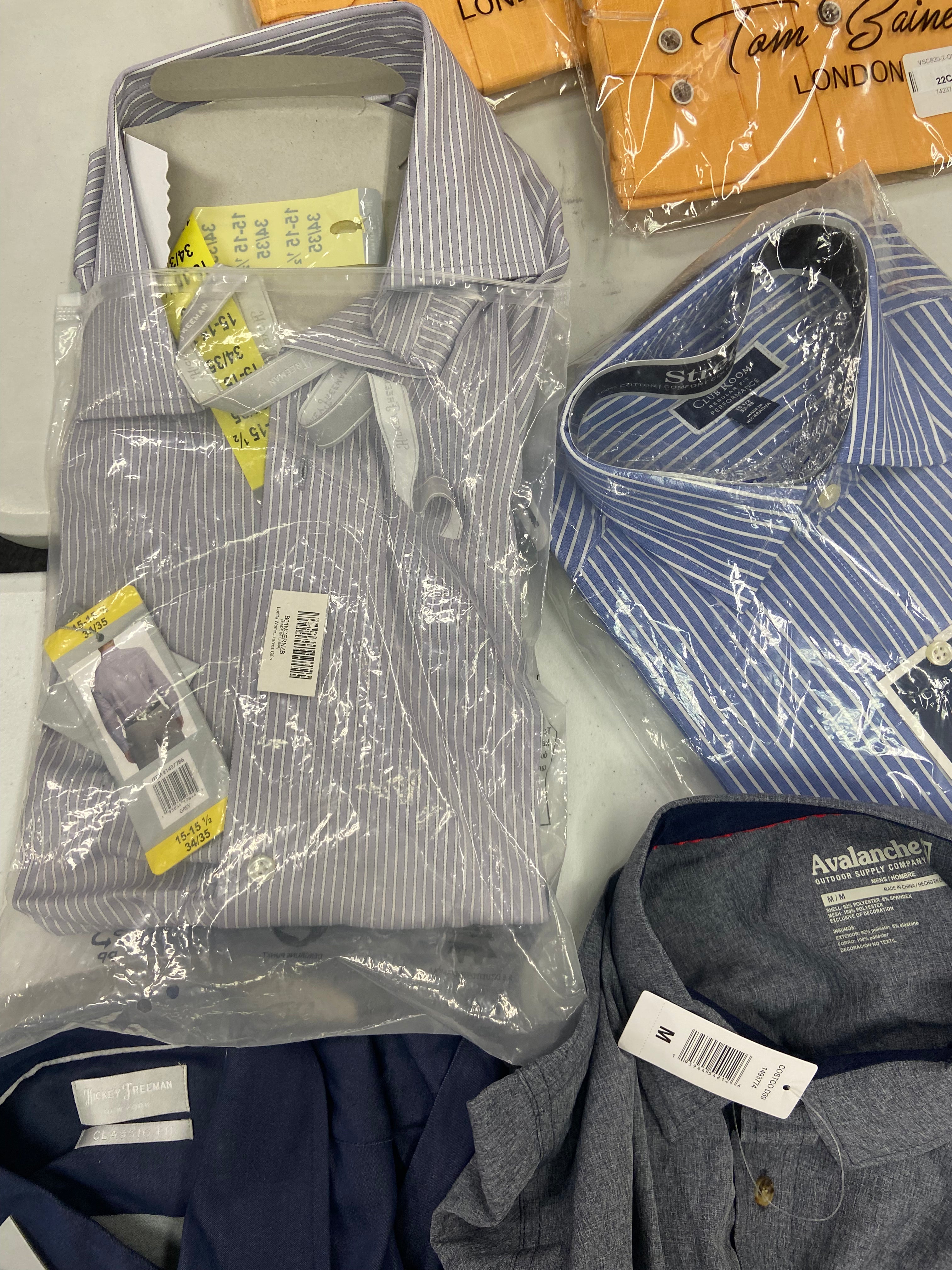 Men's Clothing Button Down Shirts Wholesale Lot, LEVI'S, Club Room, HICKEY FREEMAN, VOLCOM, SUN + STONE and more, 10 items, Shelf Pulls, MSRP $539