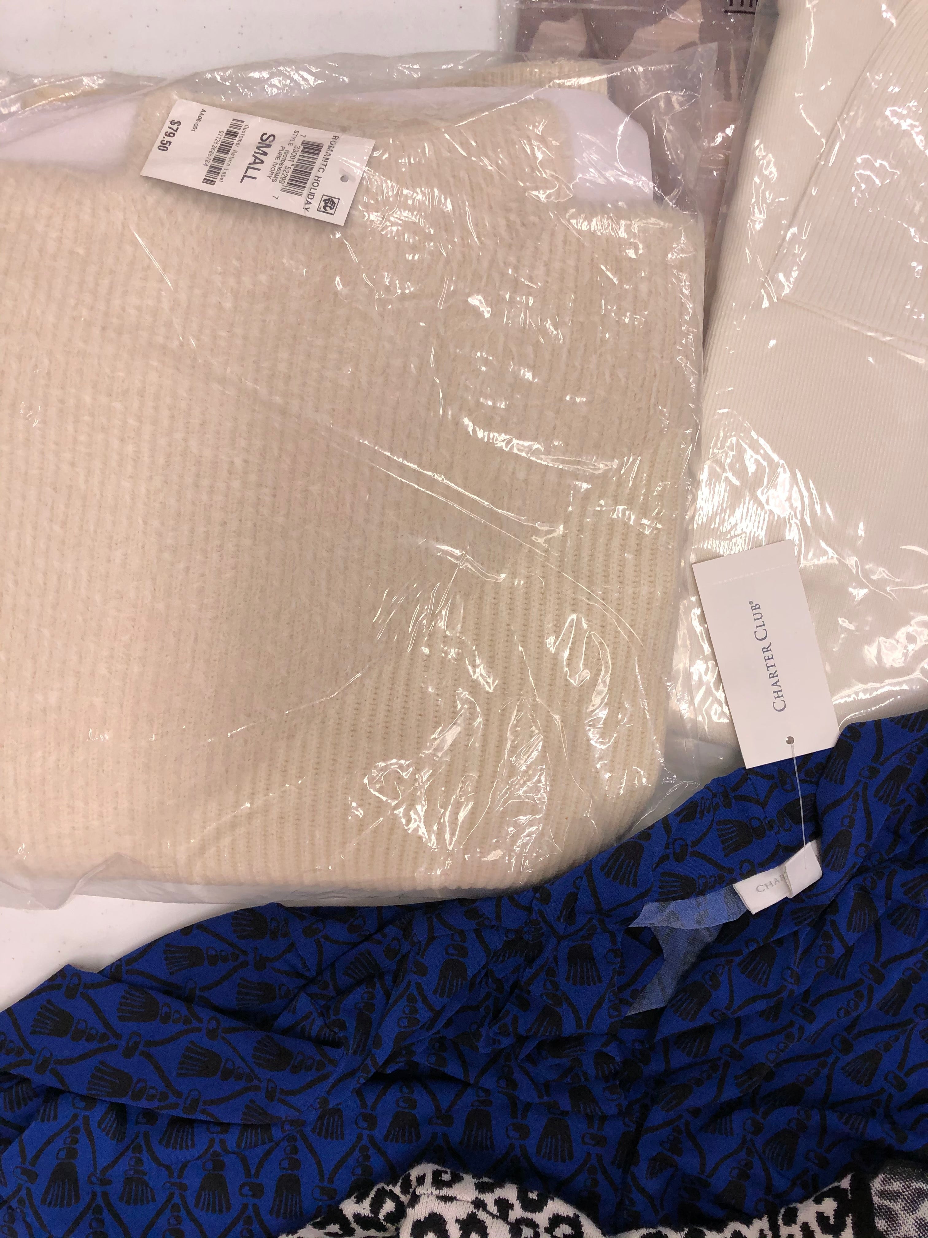 Women's Clothing Tops Wholesale Lot, DKNY, FREE PEOPLE, RAG & BONE, ALFANI and more, 14 items, Shelf Pulls, MSRP $935
