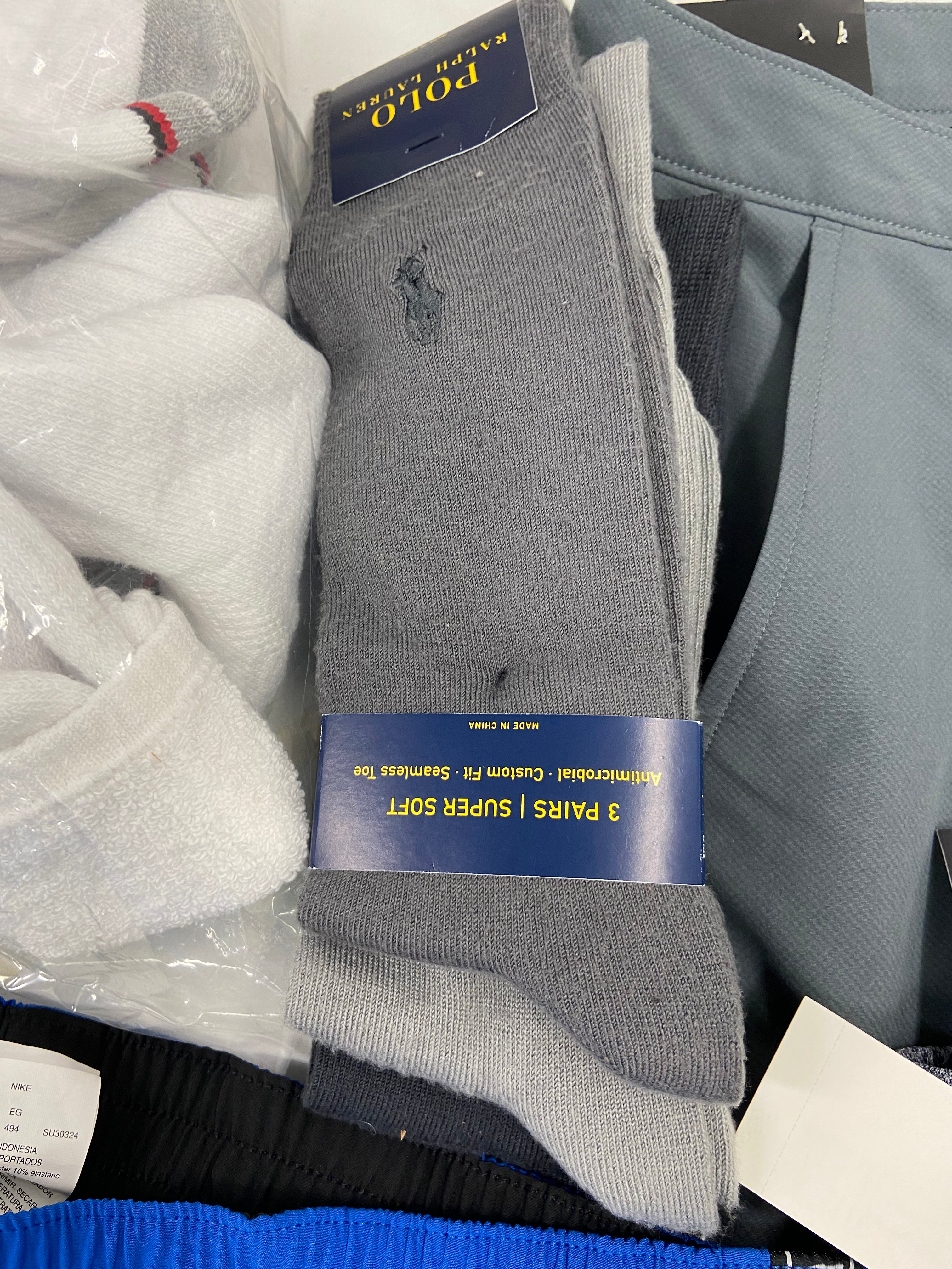 Men's Clothings Assorted Wholesale Lot, POLO RALPH LAUREN, NIKE, ADIDAS, UNDER ARMOUR, PERRY ELLIS PORTFOLIO, 2XIST, KIRKLAND, 32 DEGREES and more, 15 items, CUSTOMER RETURNS