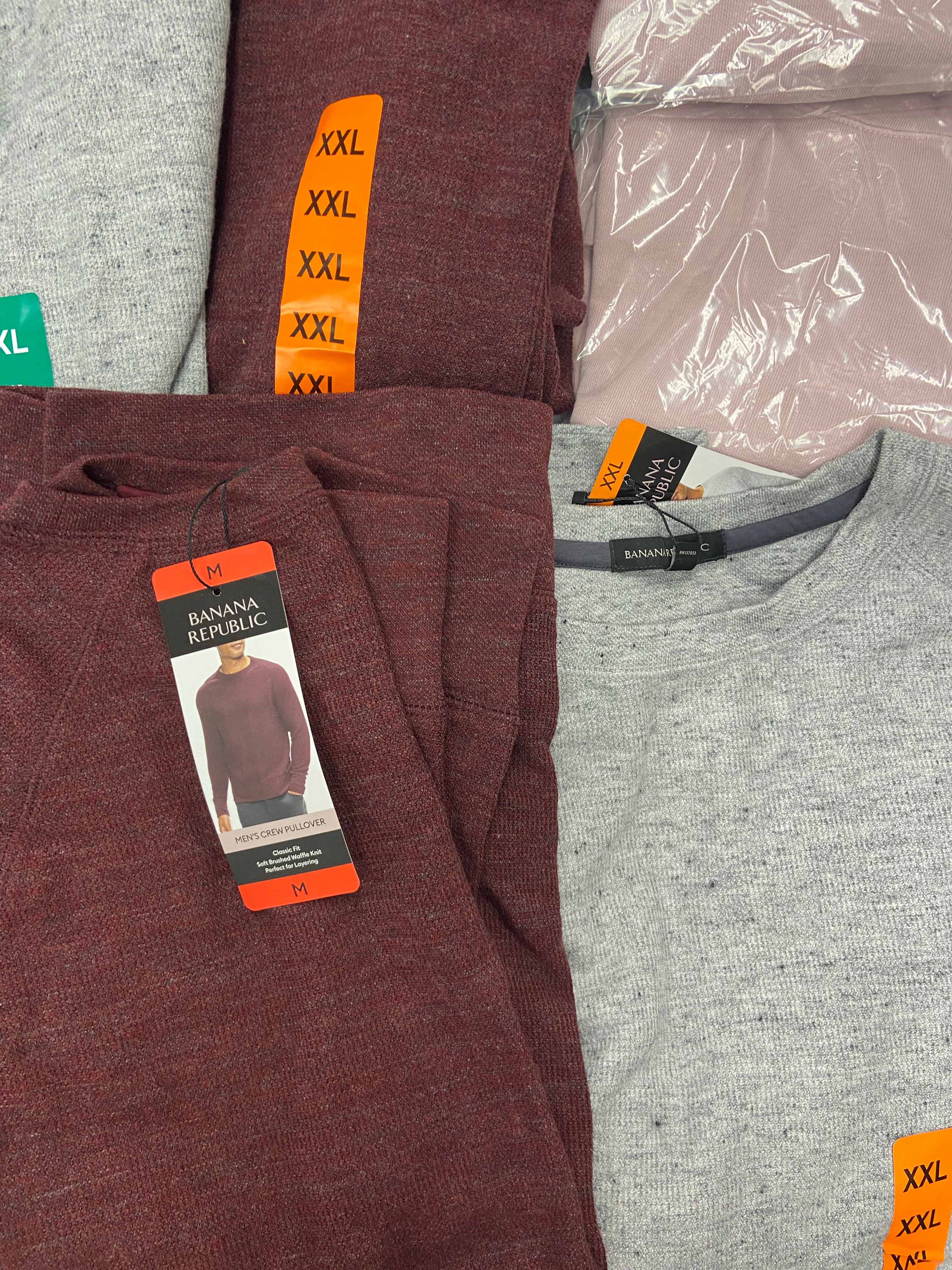Men's Clothing Hoodies and Other Tops Wholesale Lot, BANANA REPUBLIC, CATERPILLAR, AMERICAN APPAREL, 12 items, Shelf Pulls, MSRP $536