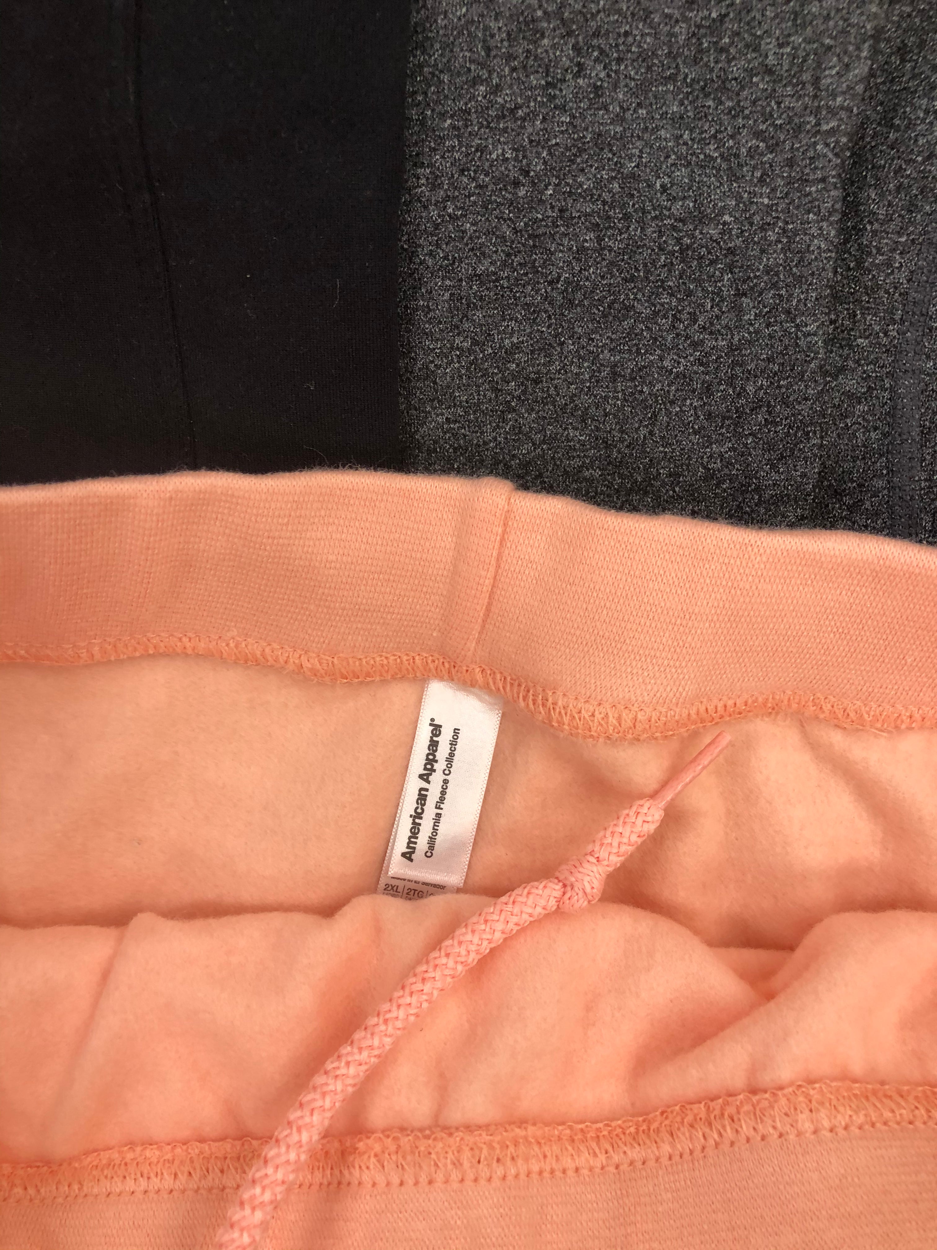 Women's Clothing Activewear Bottoms Wholesale Lot, FILA, CALVIN KLEIN, SKECHERS, FELINA, MONDETTA and more, 16 items, Shelf Pulls, MSRP $544