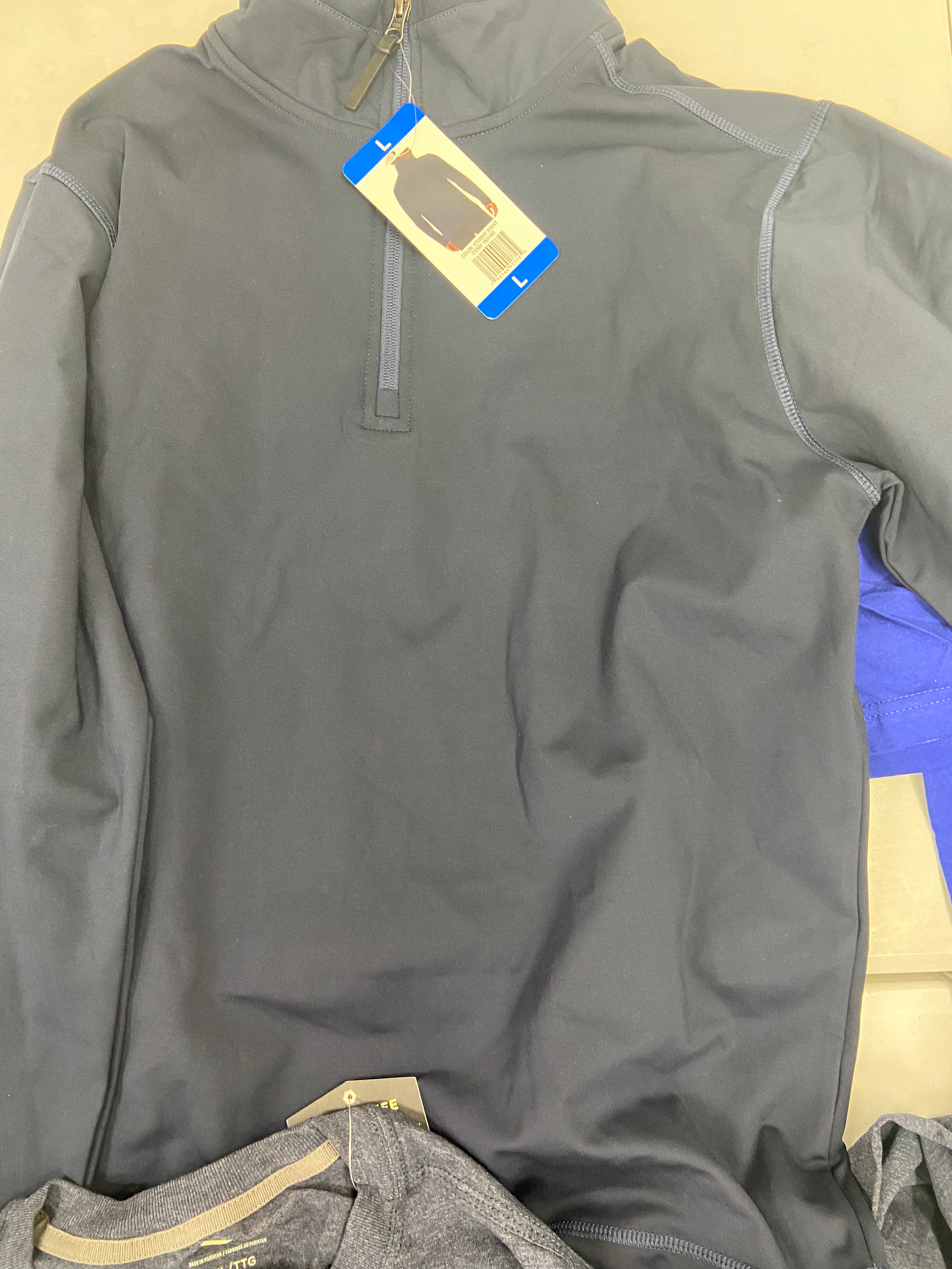 Men's Clothing T-shirts and Other Tops, Wholesale Lot, HANRO, RUGGED ELEMENT, 32 DEGREES, AMERICAN APPAREL and more, 22 items, Shelf Pulls, MSRP $671
