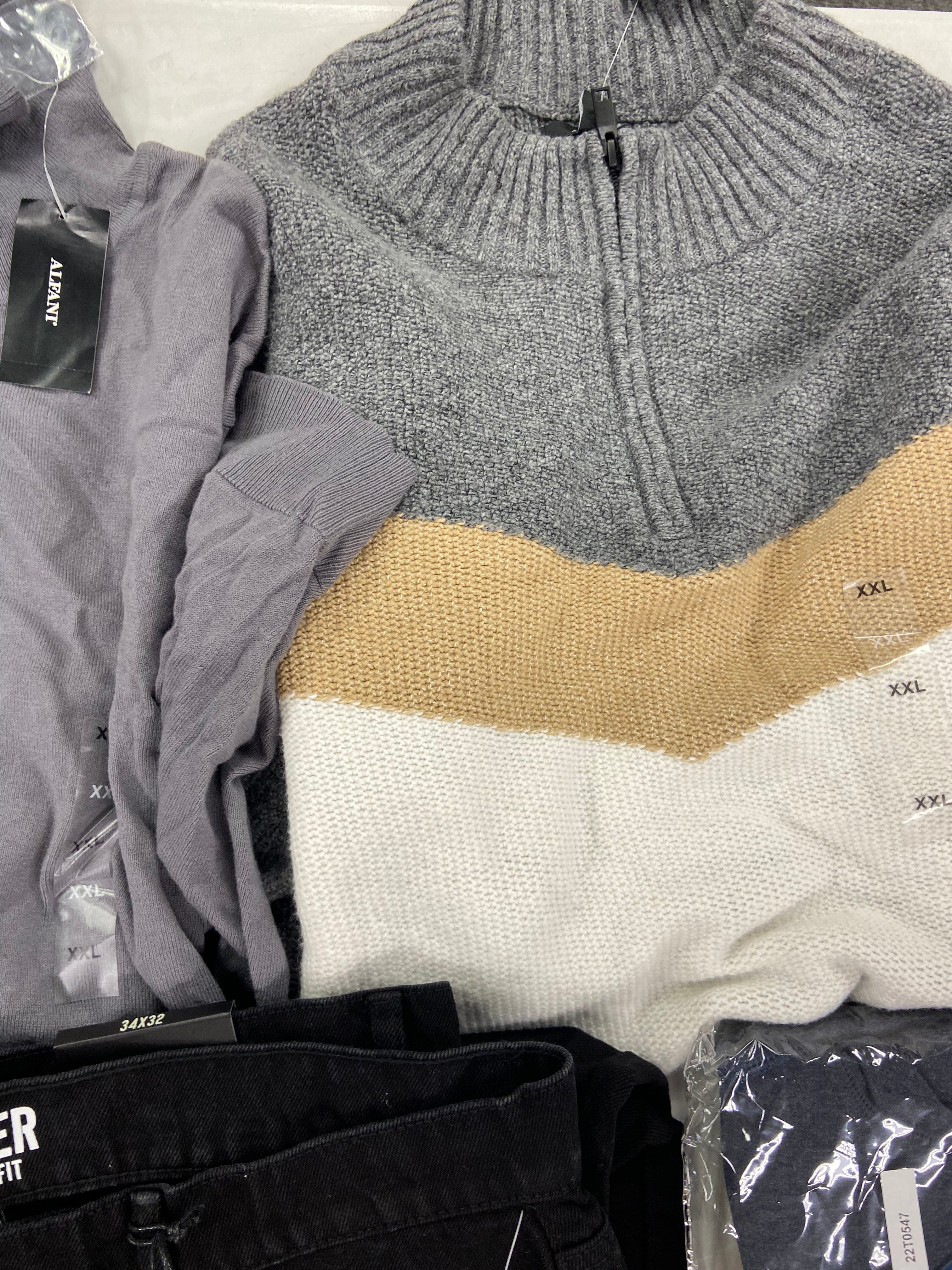 Men's Clothing Sweaters & Others, Wholesale Lot, RALPH LAUREN, EDDIE BAUER, SPYDER, CLUBROOM, LAZER and more 15 items, Shelf Pulls, MSRP $820
