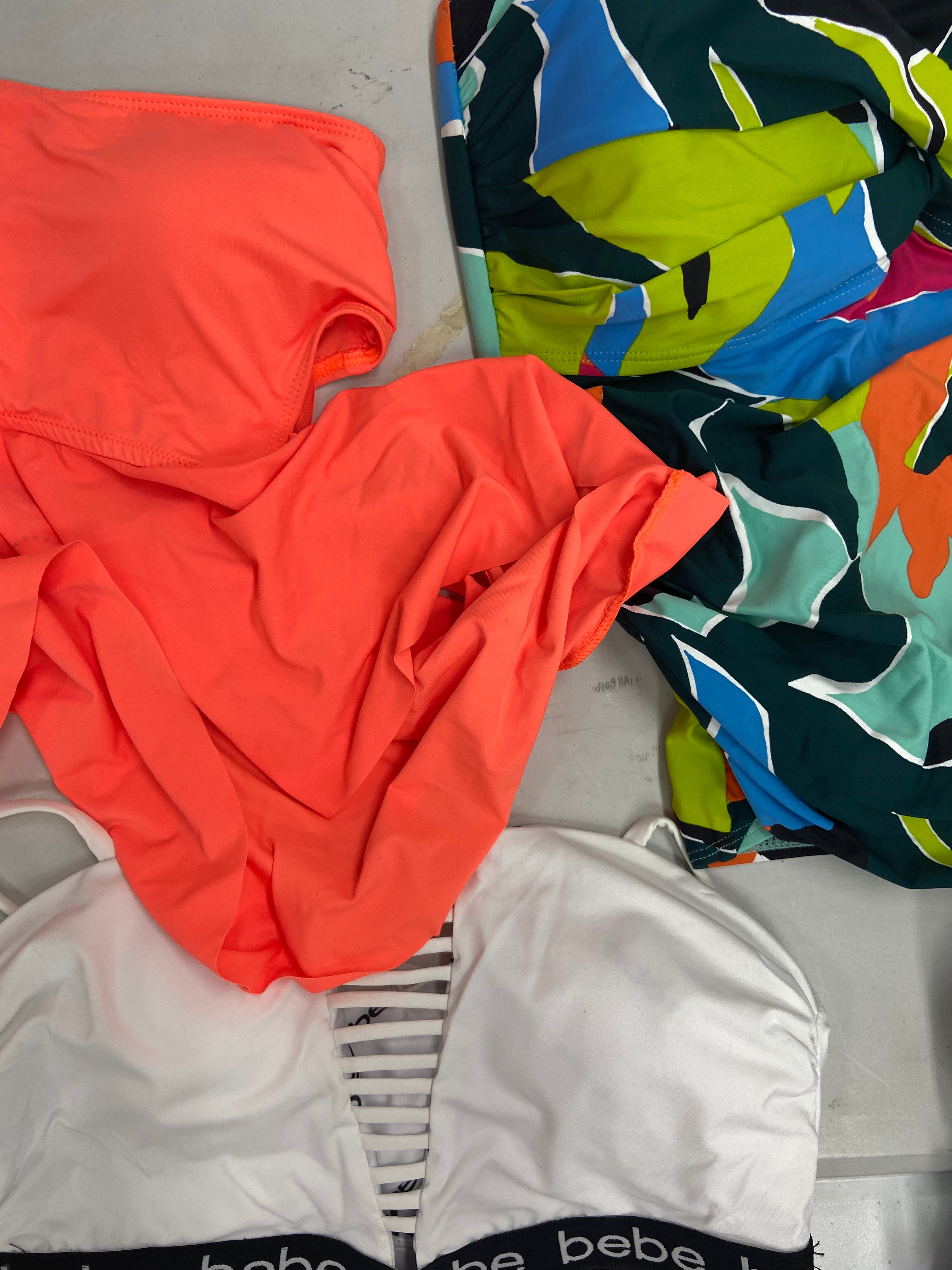 Women's Swimwear Wholesale Lot, NIKE, TOMMY HILFIGER, BEBE, L*SPACE, ANNE COLE, KENDALL + KYLIE, HULA HONEY and more, 20 items, CUSTOMER RETURNS