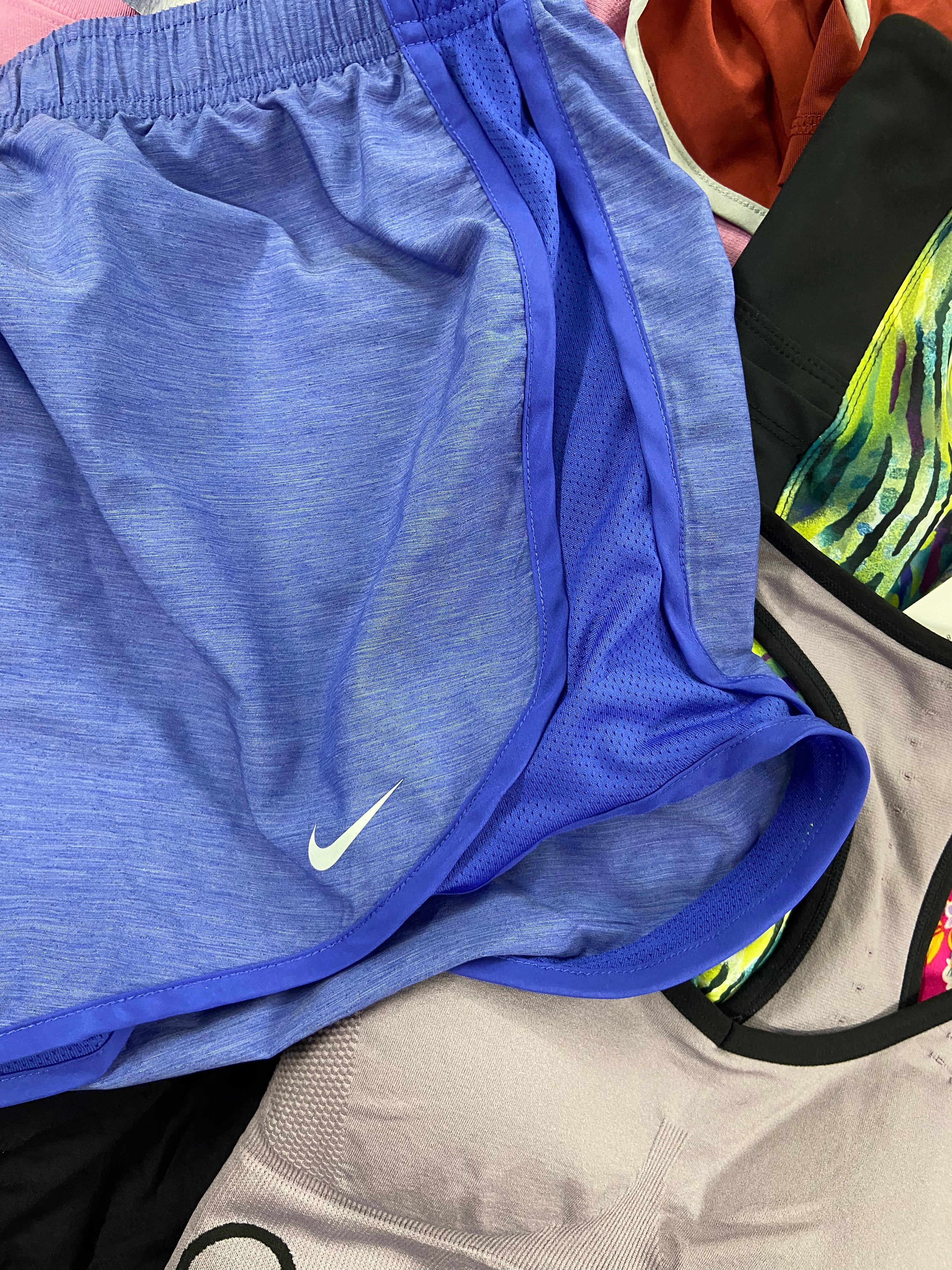 Women's Clothing Activewear & Others Wholesale Lot, CALVIN KLEIN, JOSIE, NIKE, VINCE CAMUTO, IDEOLOGY and more, 16 items, Shelf Pulls, MSRP $628