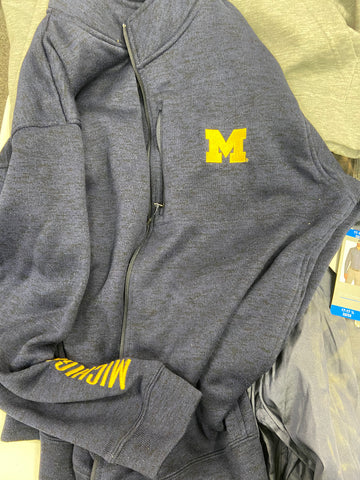 Men's Clothings Jackets & Tops, Wholesale Lot, FILA, TOMMY HILFIGER, HICKEY FREEMAN, HANG TEN, CHAMPION, MONDETTA and more, 7 items, CUSTOMER RETURNS