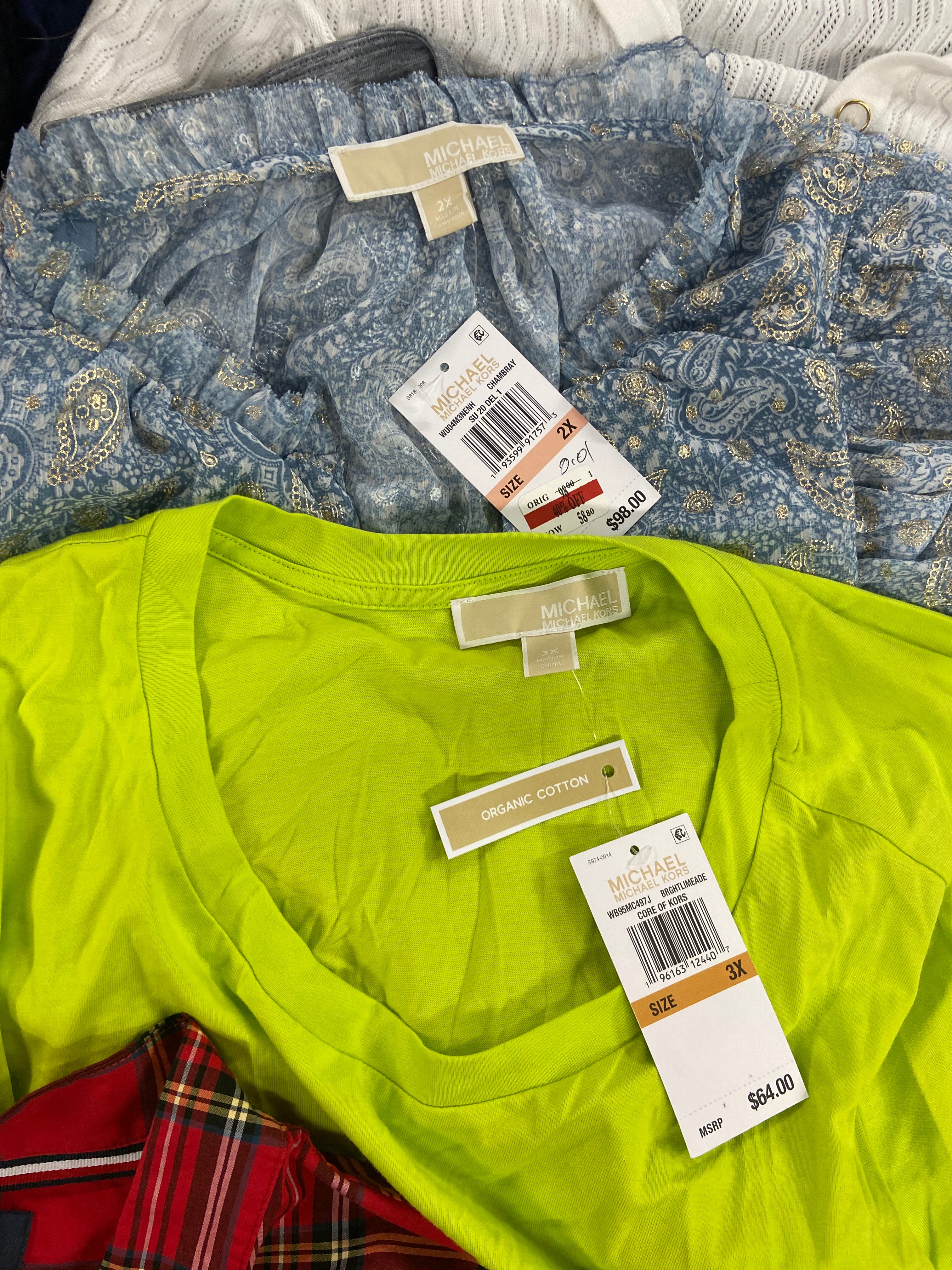 Women's Clothing Sweaters & Others Wholesale Lot, POLO RALPH LAUREN, TOMMY HILFIGER, MICHAEL KORS, VINCE CAMUTO, BELLDINI and more, 16 items, Shelf Pulls, MSRP $913
