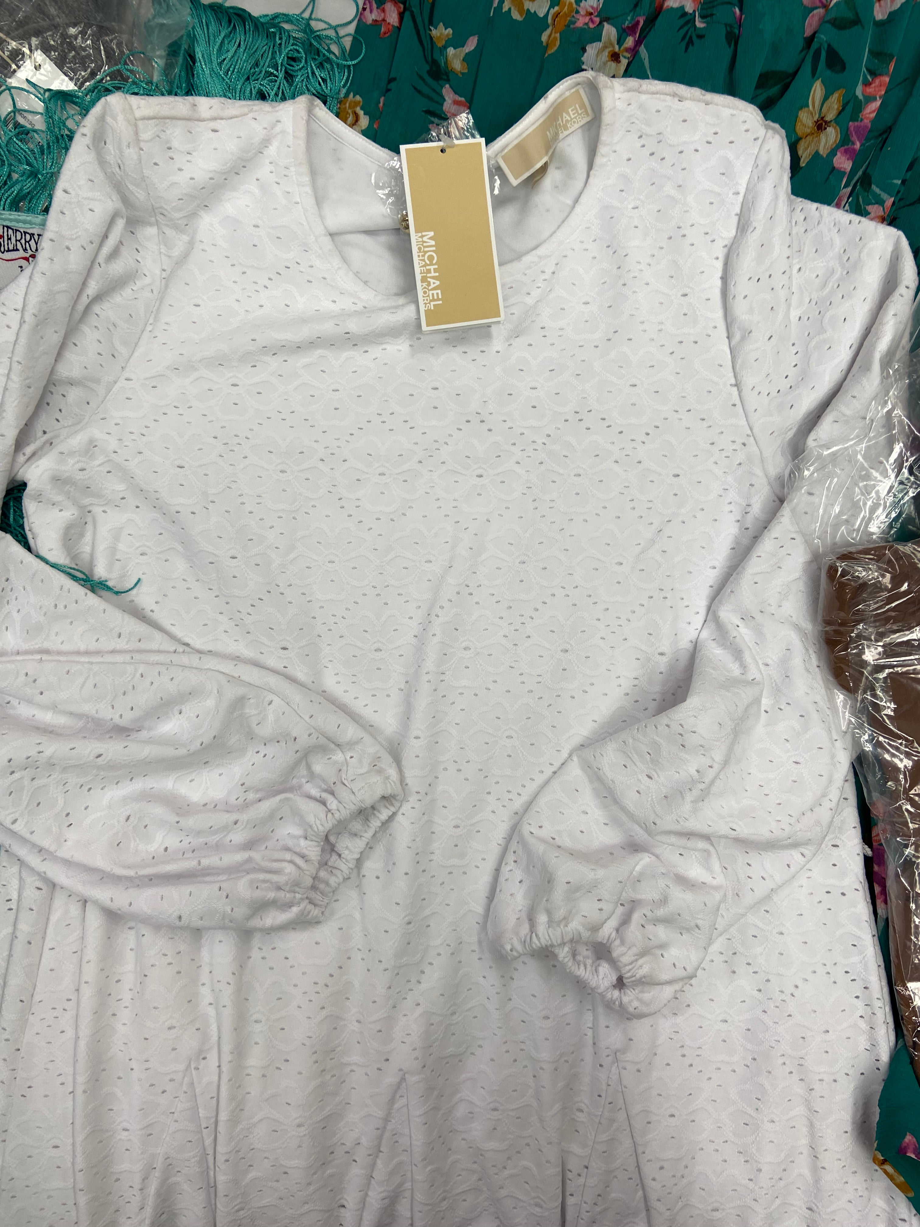 Women's Clothing Dresses, Rompers & Others Wholesale Lot, MICHAEL KORS, GUESS, SPLENDID, FREE PEOPLE, AMERICAN APPAREL and more, 15 items, Shelf Pulls, MSRP $1,456