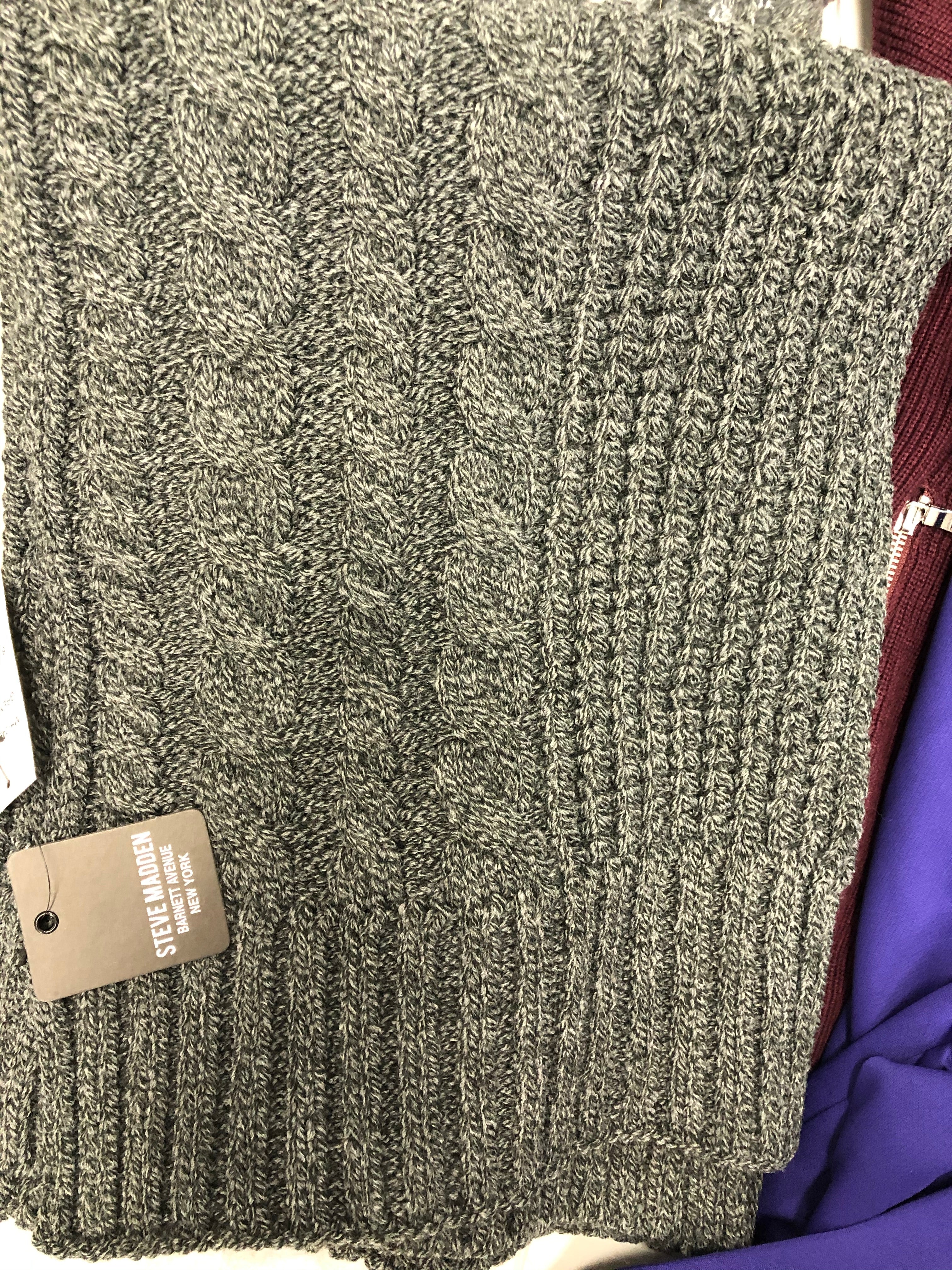 Men's Clothing, Accesories, Short Sleeve tops and more Wholesale Lot, ADIDAS, CALVIN KLEIN, STEVE MADDEN, AMERICAN APPAREL and more, 41 items, Shelf Pulls, MSRP $1,291