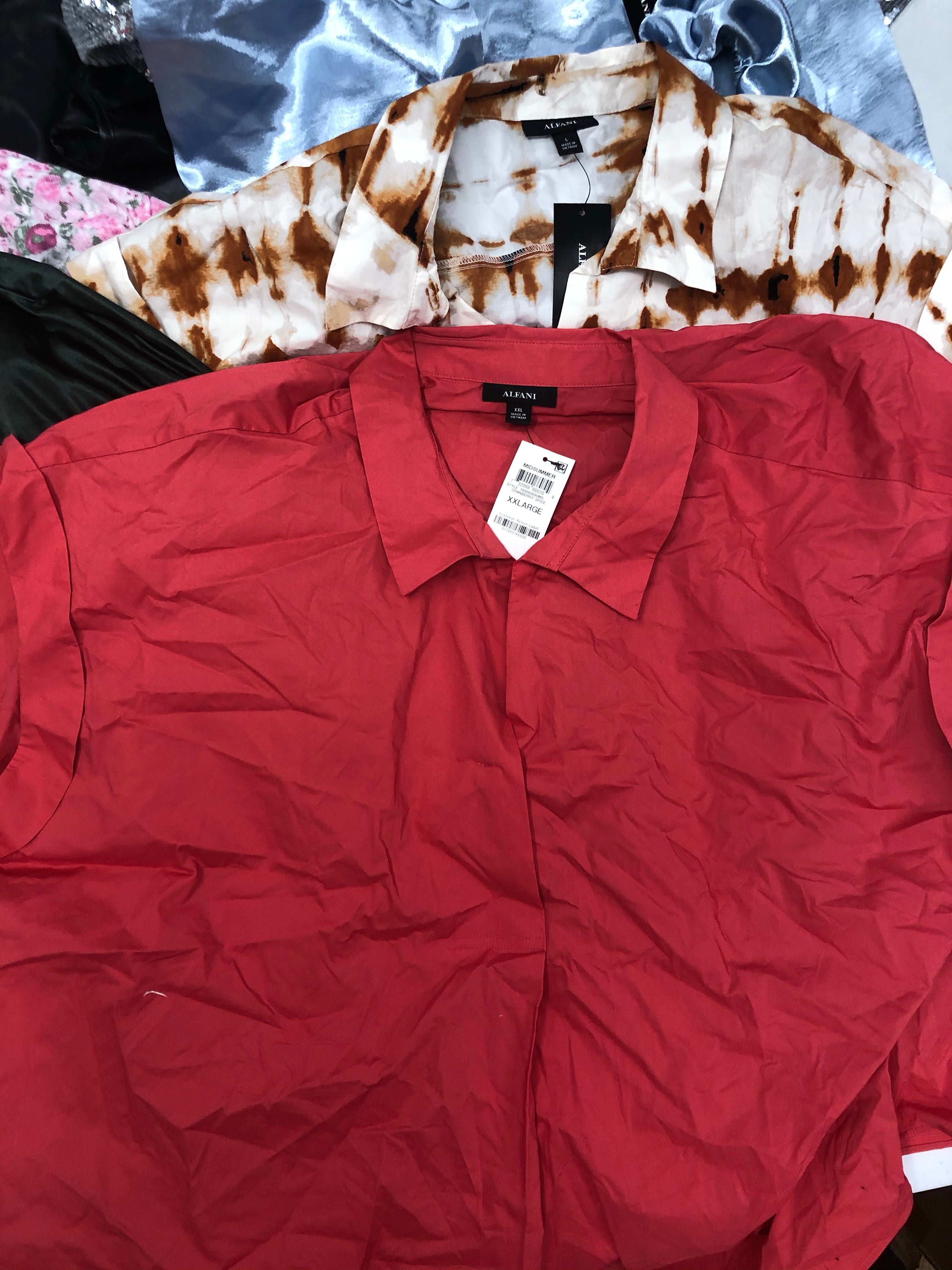Women's Clothing Top Wholesale Lot, Tommy Hilfiger, 1 State, Alfani and more, 11 Units, Shelf Pulls, MSRP $803