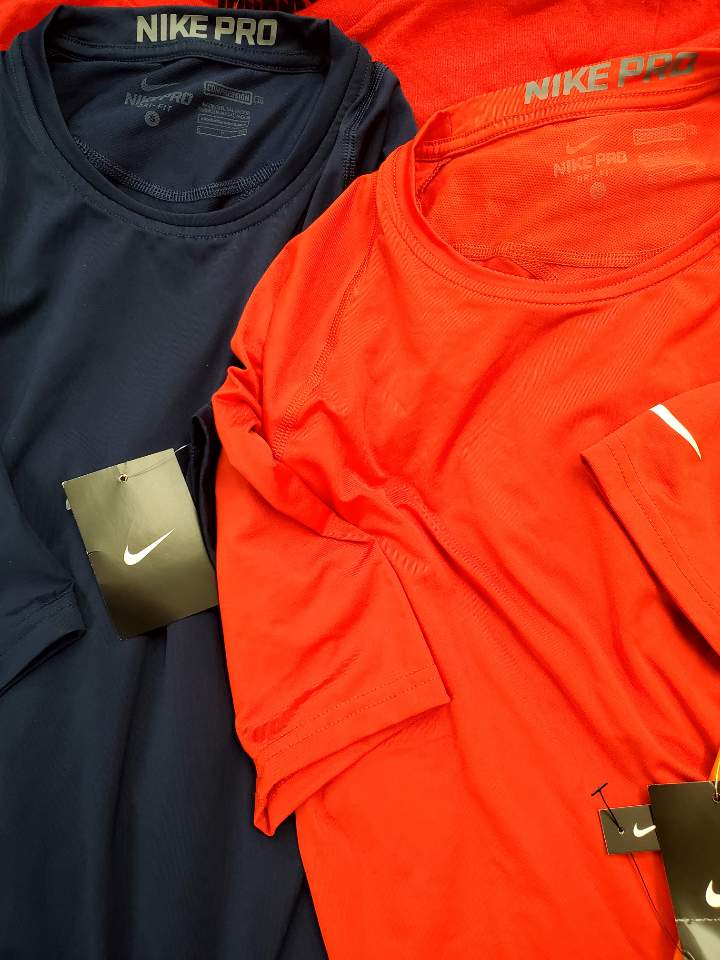 Men's Clothing Tops Wholesale Lot, NIKE, ALFANI, AMERICAN APPAREL, CLUB ROOM, IDEOLOGY and more, 33 Items, Shelf Pulls, MSRP $721