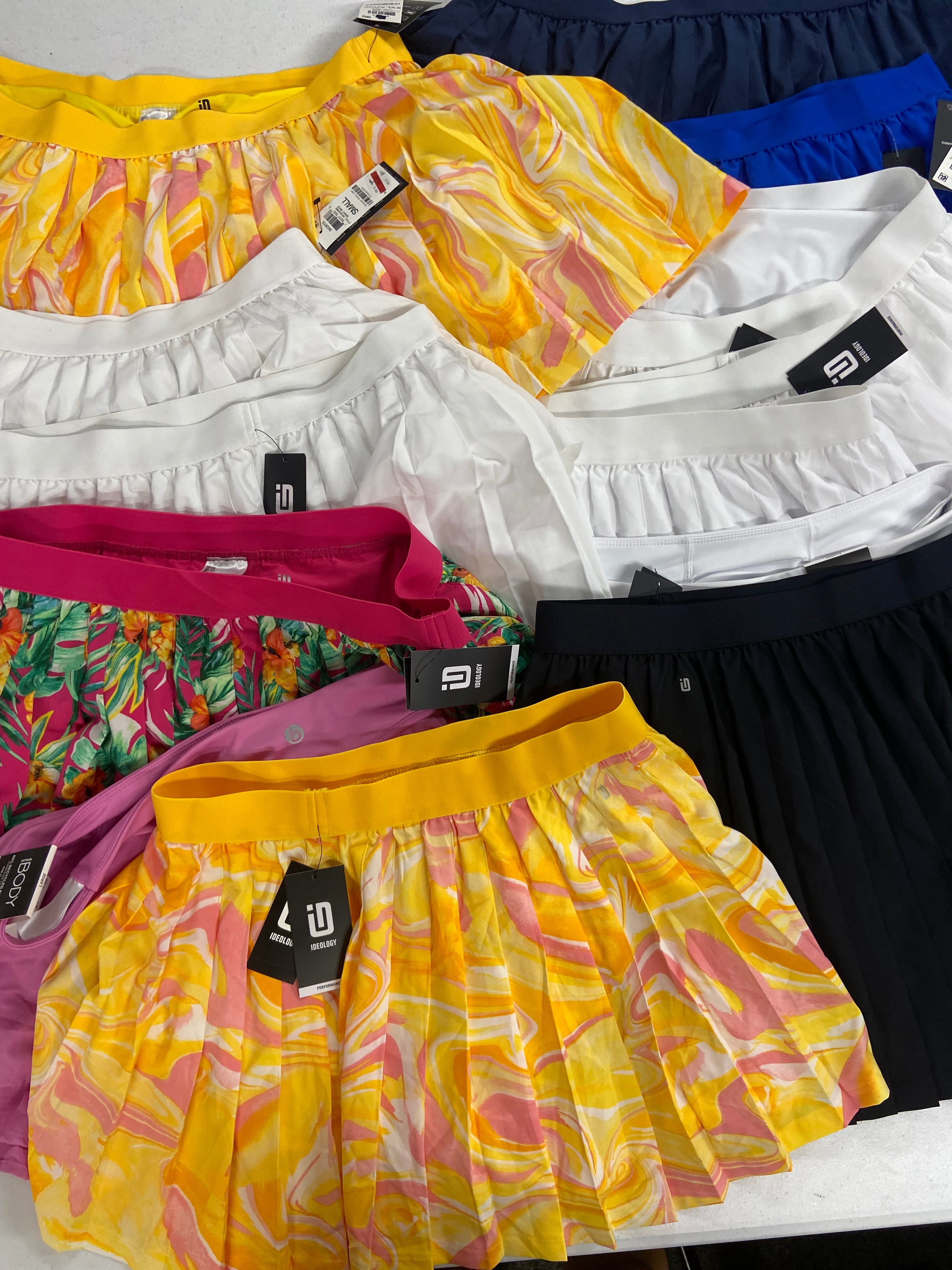 Women's Clothing Active Skorts Wholesale Lot, COTTON ON, IDEOLOGY, 13 items, Shelf Pulls, MSRP $385