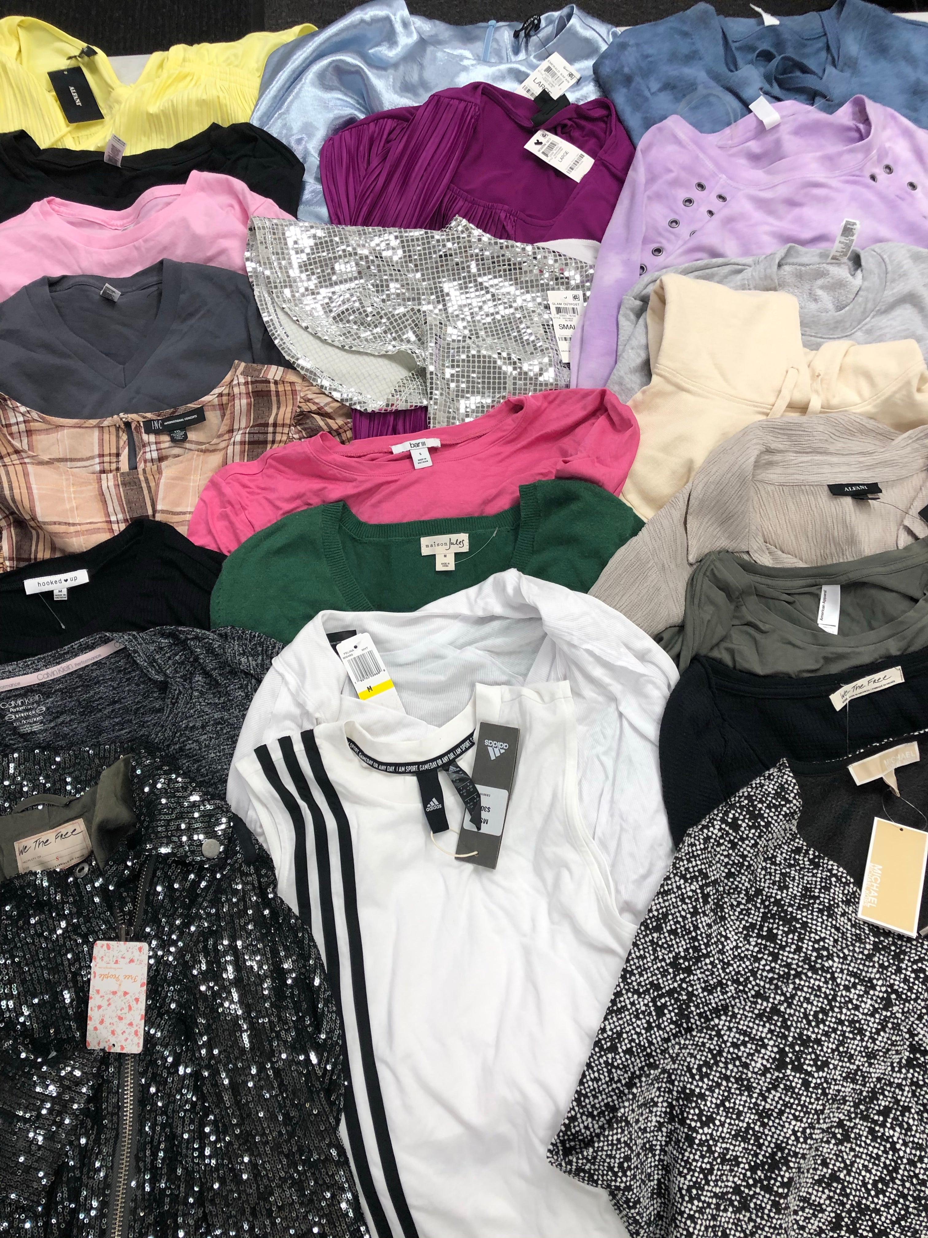 Women's Clothing Tops Wholesale Lot, MICHAEL KORS, CALVIN KLEIN, ADIDAS, FREE PEOPLE, AMERICAN APPAREL, ALFANI and more, 23 items, Shelf Pulls, MSRP $1,181