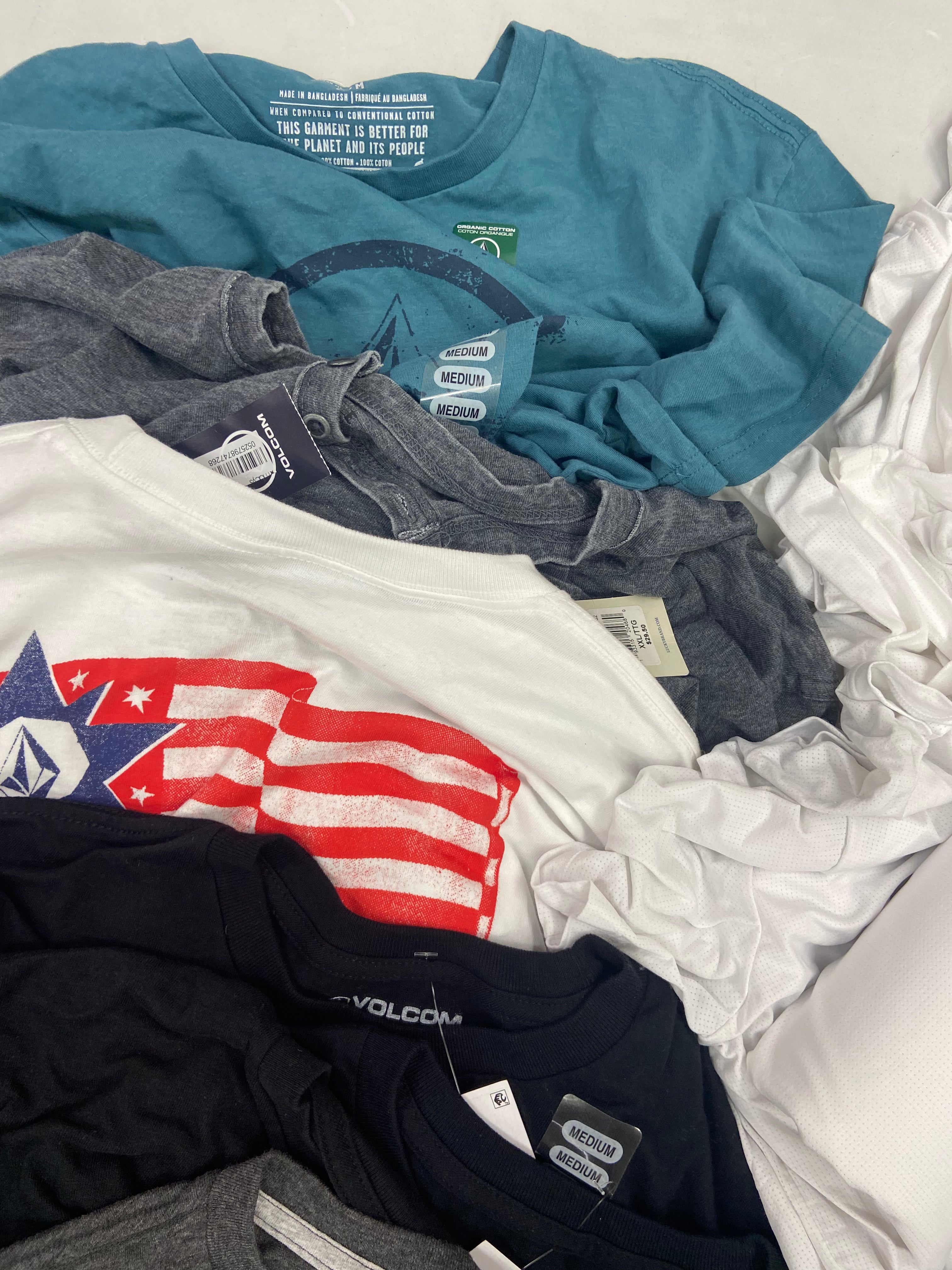 Men's Clothing Tops Wholesale Lot, NIKE, LUCKY BRAND, VOLCOM, SPYDER, CYPRESS CLUB, 32 DEGREES and more, 17 items, Shelf Pulls, MSRP $717
