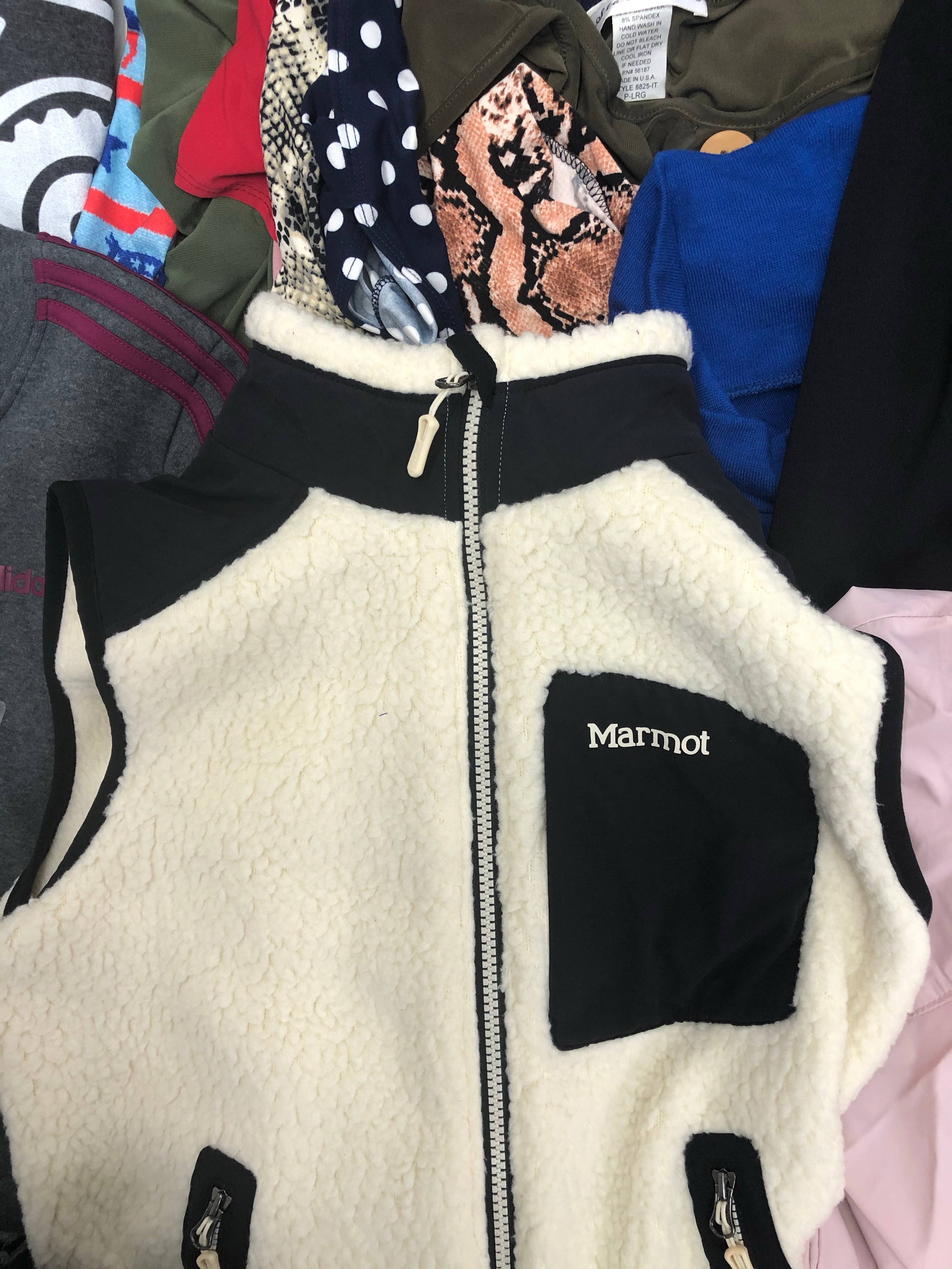 Women's Clothing ASSORTED Wholesale Lot, ADIDAS, MARMOT, COLUMBIA, CALVIN KLEIN, KAREN KANE, STAR VIXEN and more, 19 items, Shelf Pulls, MSRP $714
